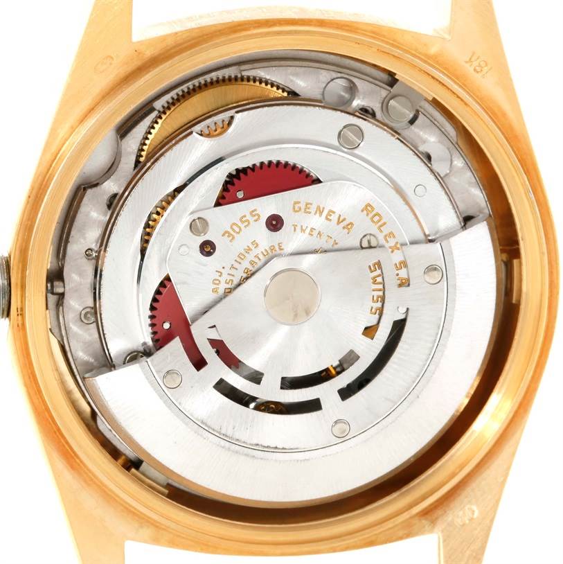 This image shows the internal movement mechanism of a Rolex President 18038 Men
s Yellow Gold Champagne Dial 18038 Men
s Yellow Gold Champagne Dial model watch from a top-down angle.