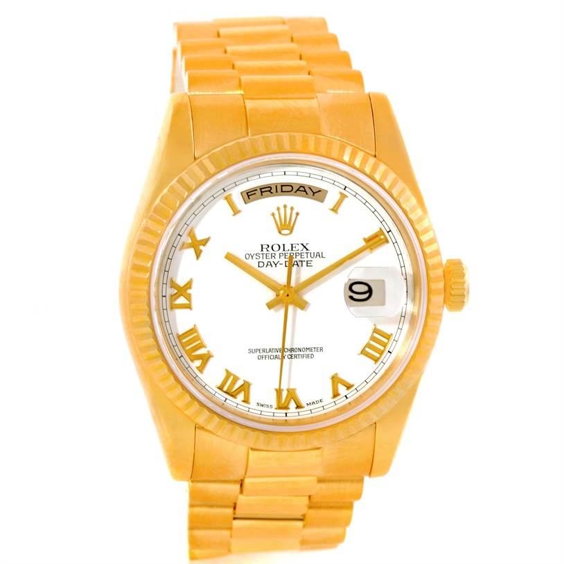 The image shows a Rolex President 118238 Men
s Yellow Gold White Dial 118238 Men
s Yellow Gold White Dial watch, featuring its gold bracelet, white dial, Roman numeral hour markers, and day-date display.