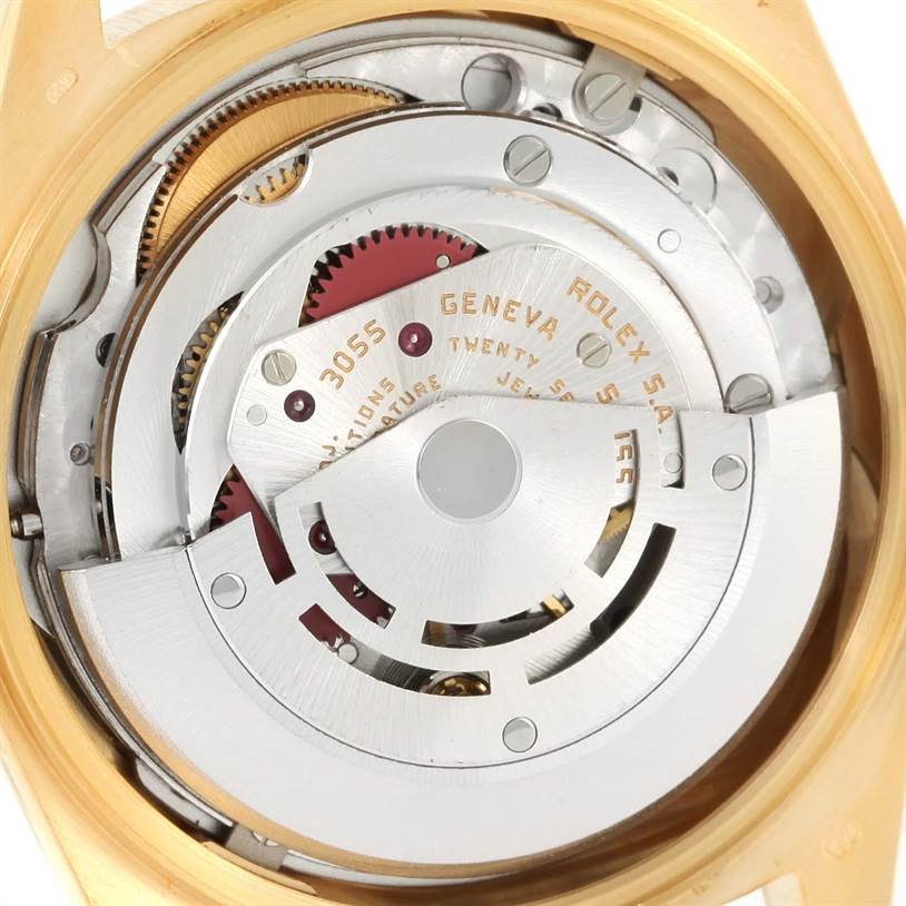 This image shows the movement mechanism and internal components of a Rolex President 18038 Men
s Yellow Gold Champagne Dial 18038 Men
s Yellow Gold Champagne Dial model watch.