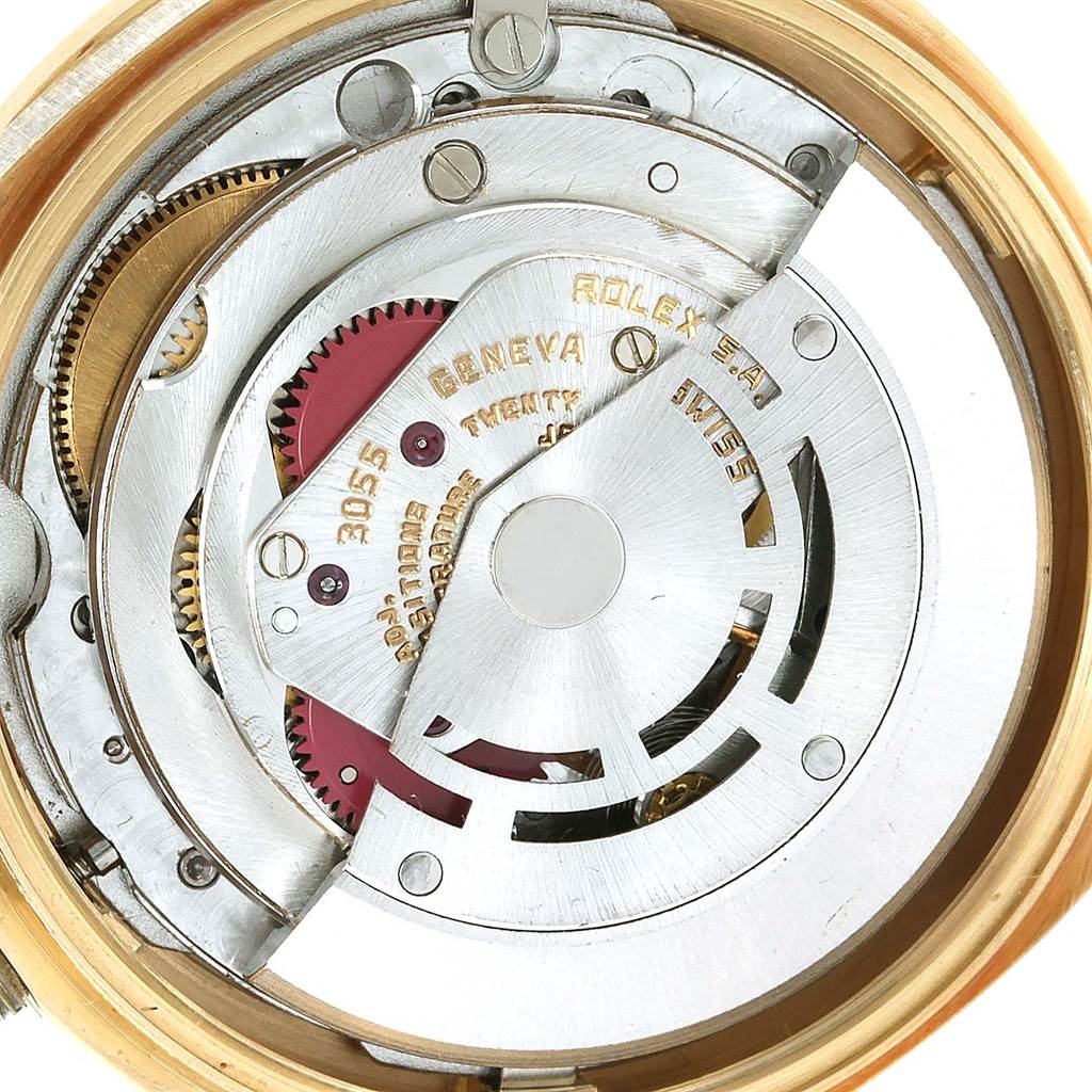 The image shows a close-up of the inner movement and mechanism of a Rolex President 18078 Men
s Yellow Gold Silver Dial 18078 Men
s Yellow Gold Silver Dial model watch.