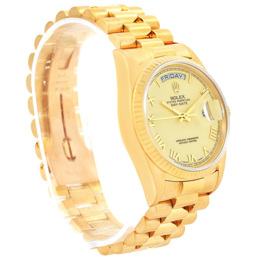 This image shows a side angle of the Rolex President 18038 Men
s Yellow Gold Beige Dial 18038 Men
s Yellow Gold Beige Dial Day-Date watch, highlighting the yellow gold case, bracelet, and dial.