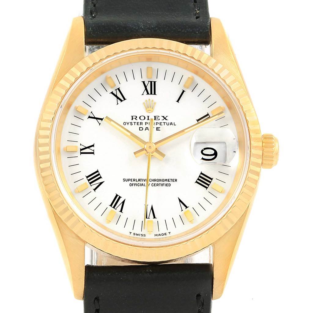 The image shows a frontal view of a Rolex President 15238 Men
s Yellow Gold White Dial 15238 Men
s Yellow Gold White Dial model watch, highlighting its dial, hands, date window, and black leather strap.