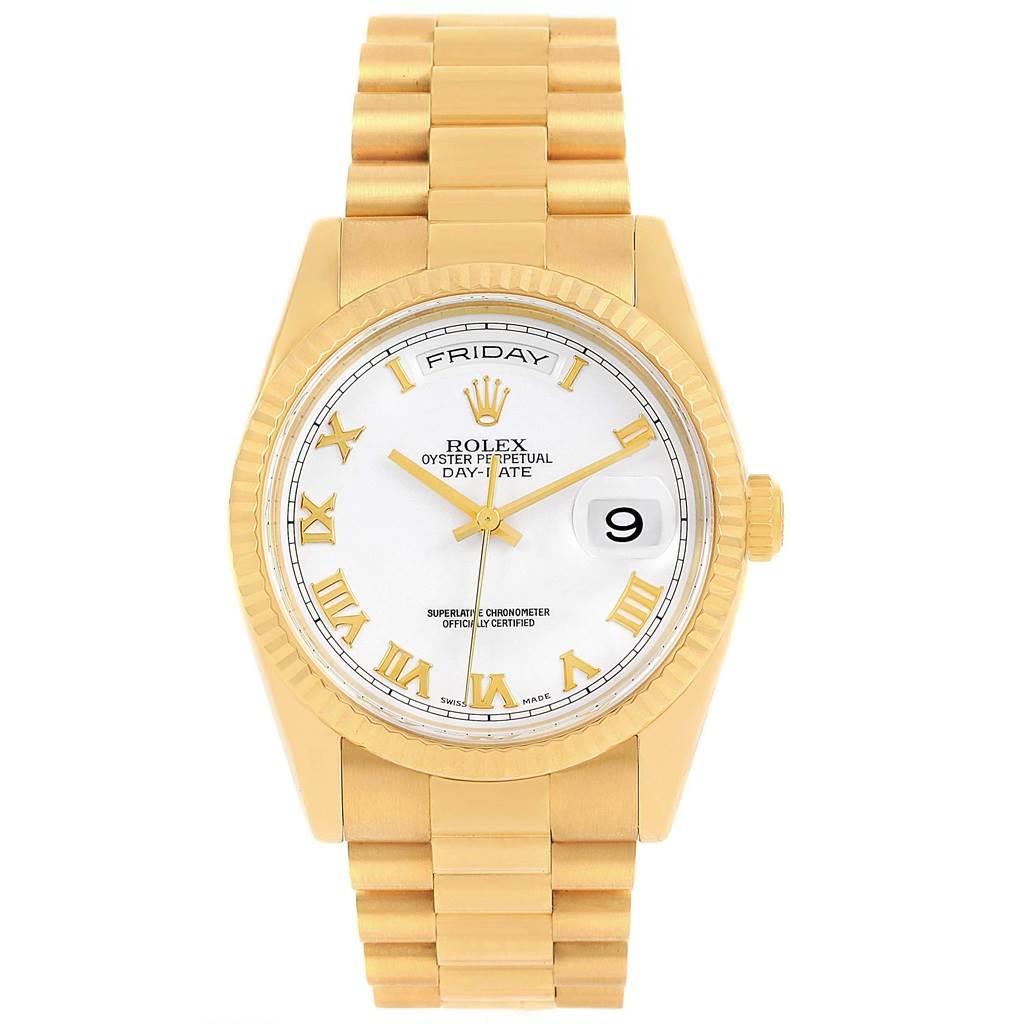 This image shows a front-facing Rolex President 118238 Men's Yellow Gold White Dial 118238 Men's Yellow Gold White Dial model watch with a gold strap and white dial displaying the day and date.