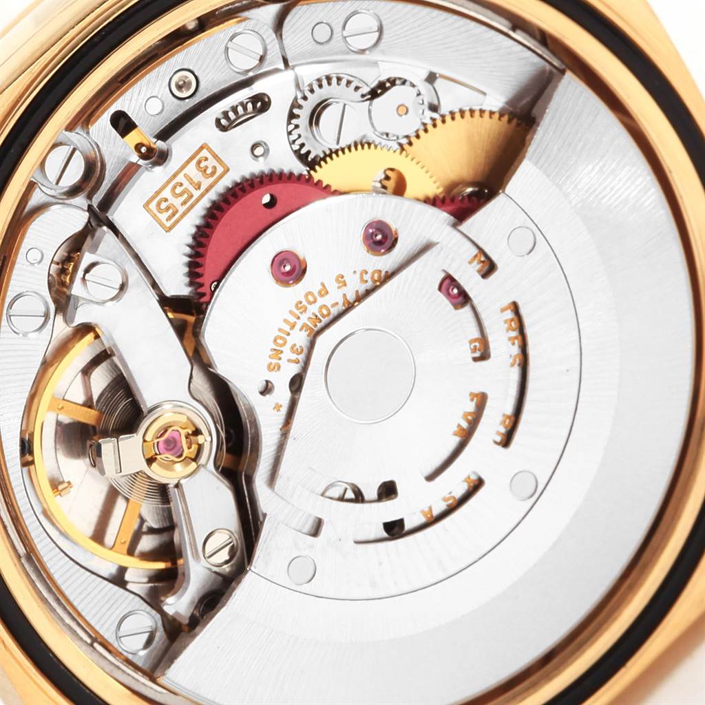 This image shows a close-up view of the internal mechanism of a Rolex President 18248 Men
s Yellow Gold Champagne Dial 18248 Men
s Yellow Gold Champagne Dial model watch.