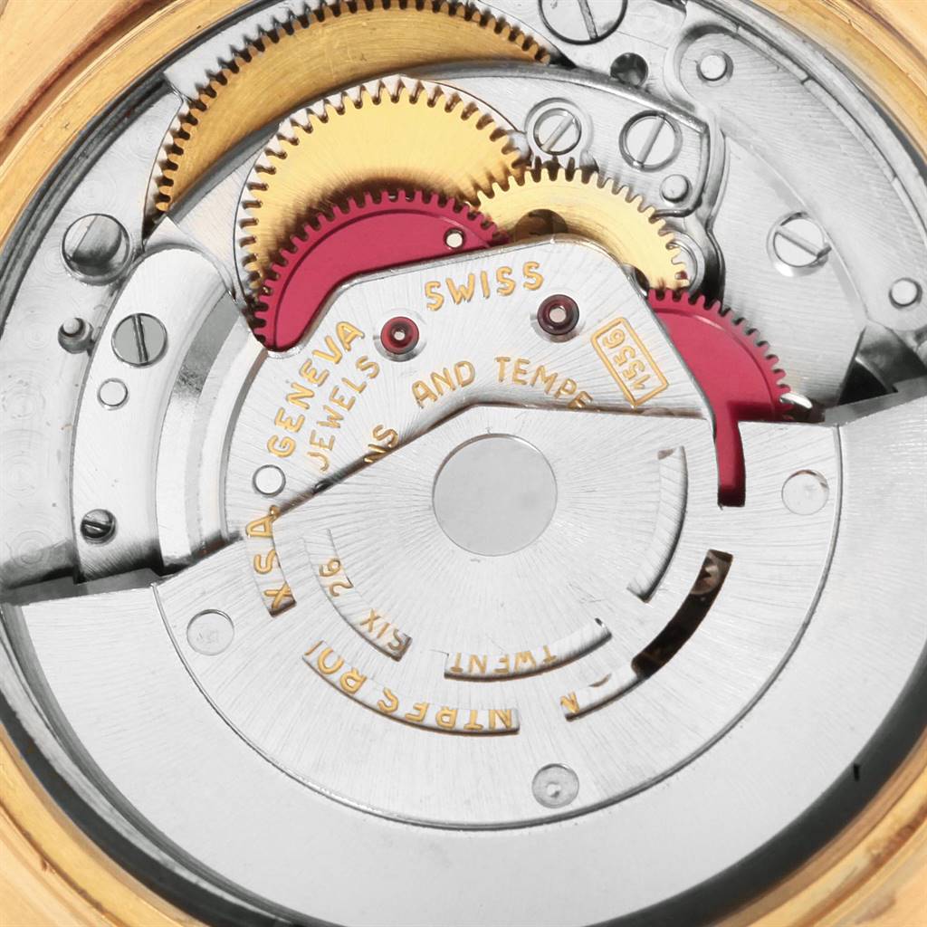 This image shows the detailed inner mechanism of the Rolex President 1807 Men
s Yellow Gold Champagne Dial 1807 Men
s Yellow Gold Champagne Dial model
s movement, viewed from the back.