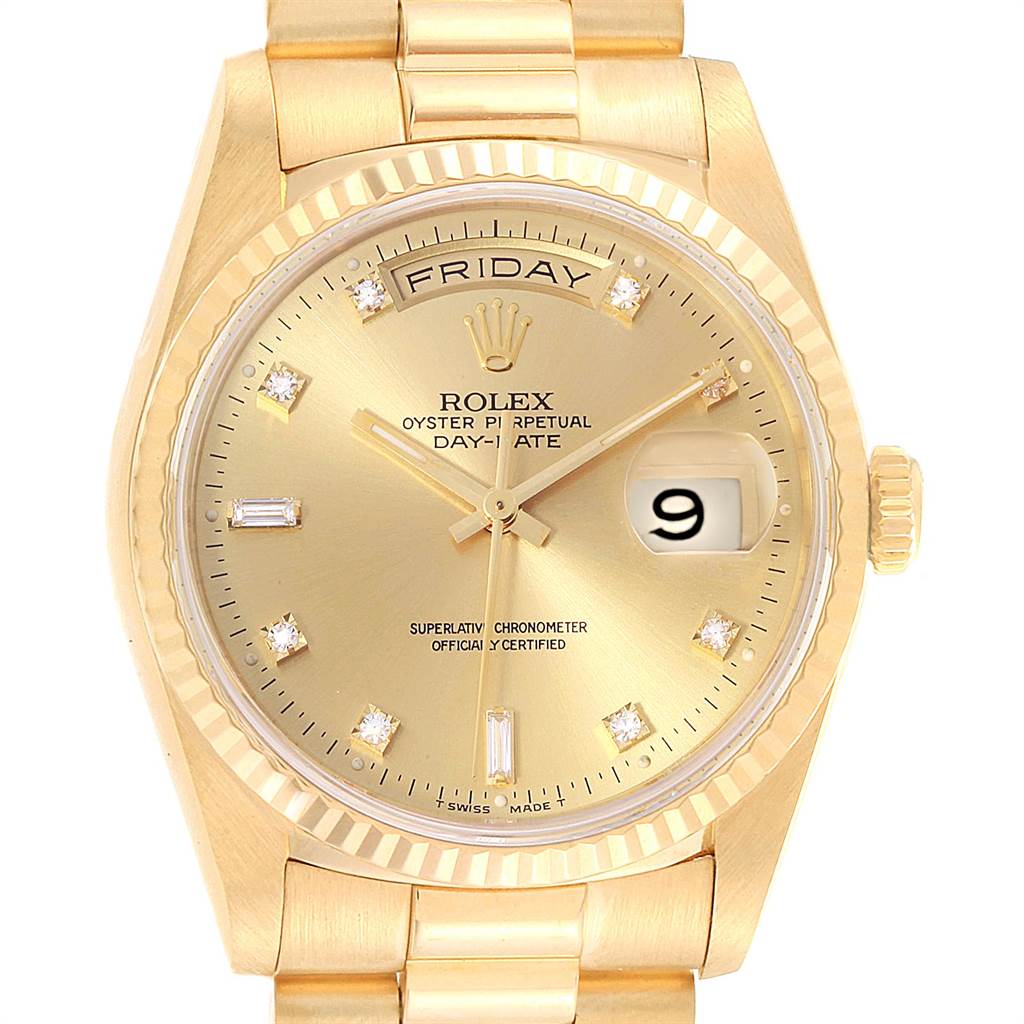 The image shows a frontal view of the Rolex President 18238 Men
s Yellow Gold Champagne Dial 18238 Men
s Yellow Gold Champagne Dial model watch, highlighting the dial, hands, date, and bracelet.