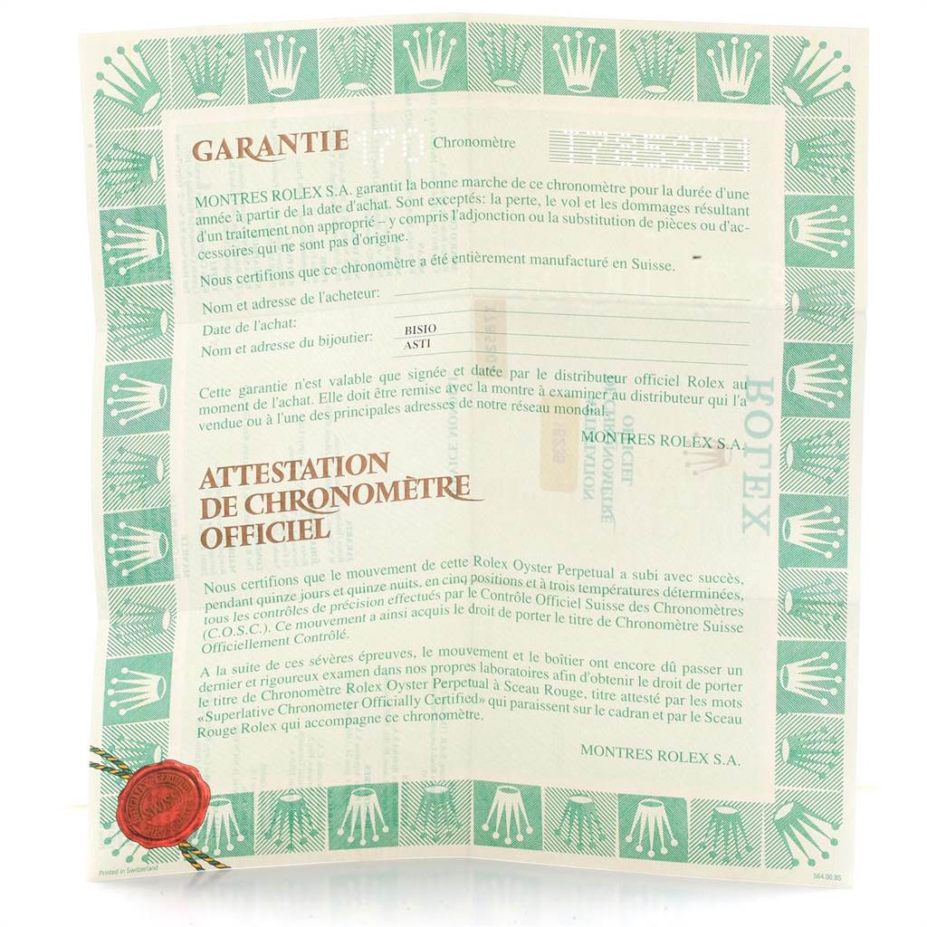 This image shows the guarantee certificate for a Rolex President 16238 Men
s Yellow Gold Brown Dial 16238 Men
s Yellow Gold Brown Dial model, detailing the official chronometer certification and purchase information.