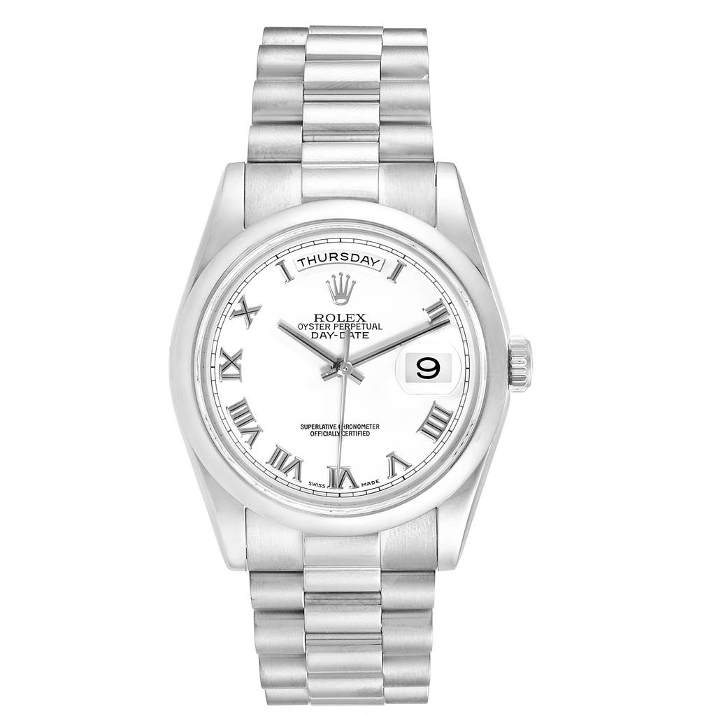The image shows a frontal view of a Rolex President 118209 Men
s White Gold White Dial 118209 Men
s White Gold White Dial model watch, displaying the dial, case, and bracelet.