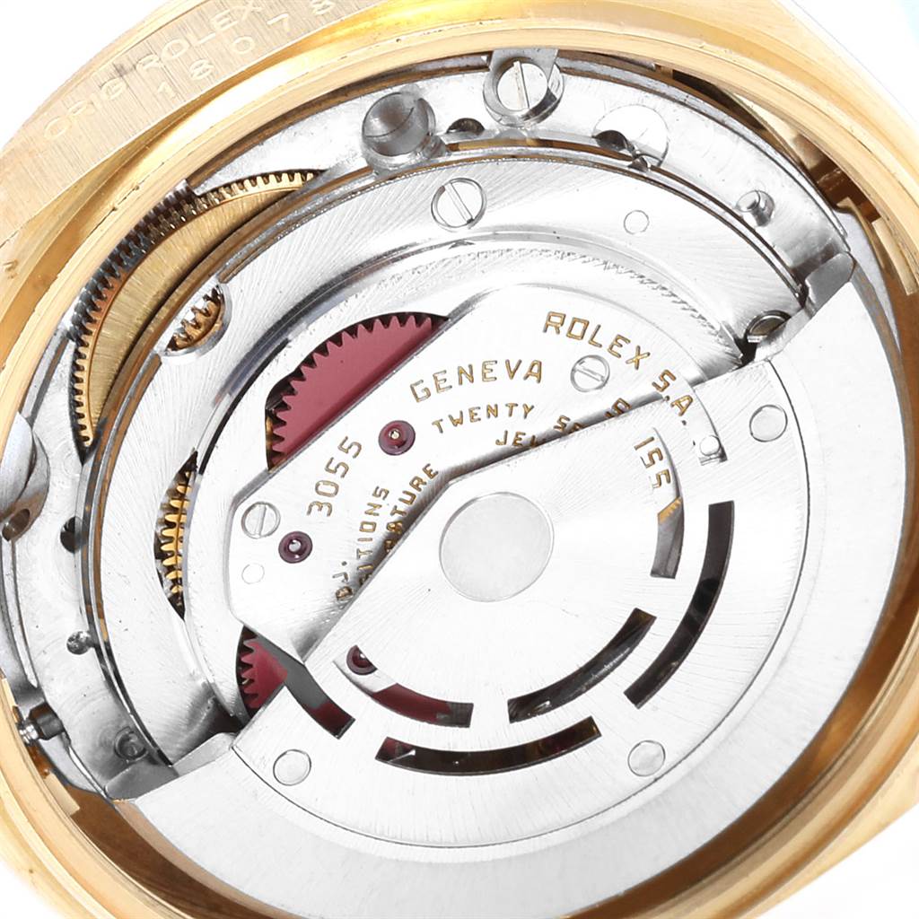 The image shows the internal mechanism of a Rolex President 18078 Men
s Yellow Gold Black Dial 18078 Men
s Yellow Gold Black Dial model watch from a close-up angle.