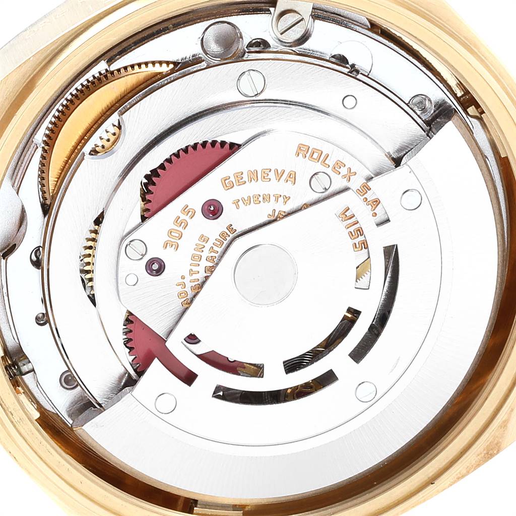 This image shows the inner mechanical movement of the Rolex President 18038 Men
s Yellow Gold Champagne Dial 18038 Men
s Yellow Gold Champagne Dial model watch at a close-up angle.