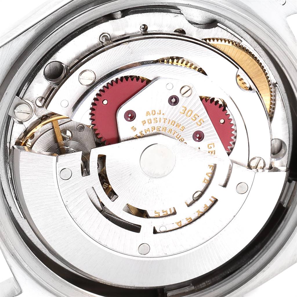 This image shows the inner mechanical movement of a Rolex President 18039 Men
s White Gold Silver Dial 18039 Men
s White Gold Silver Dial model watch viewed from the back.