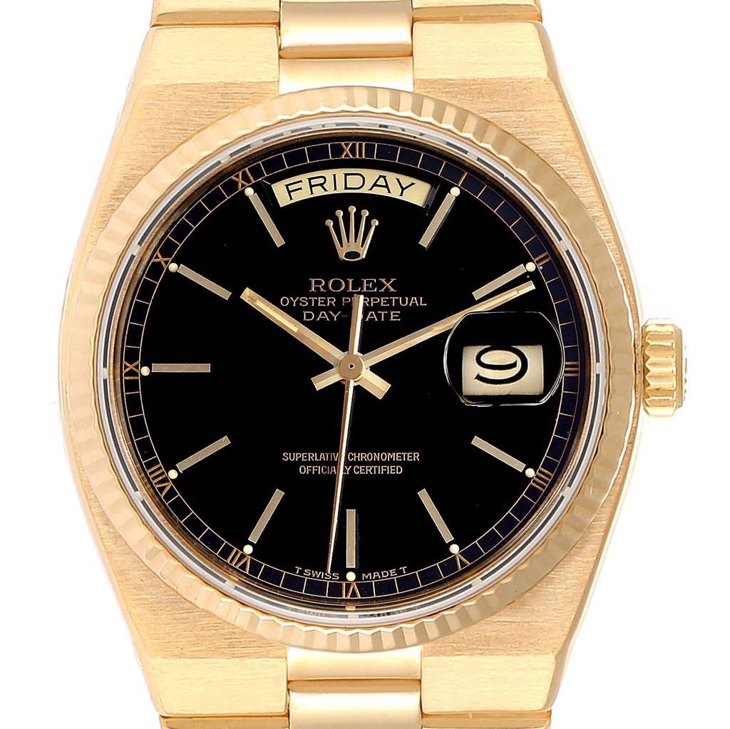This is a frontal view of the Rolex President 19018 Men
s Yellow Gold Black Dial 19018 Men
s Yellow Gold Black Dial model, showing the dial, bezel, crown, and part of the bracelet.