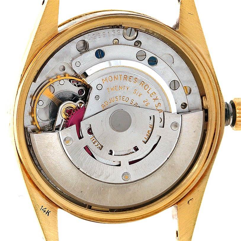 This image shows the inner mechanical movement of the Rolex President 1503 Men
s Yellow Gold Silver Dial 1503 Men
s Yellow Gold Silver Dial model watch.