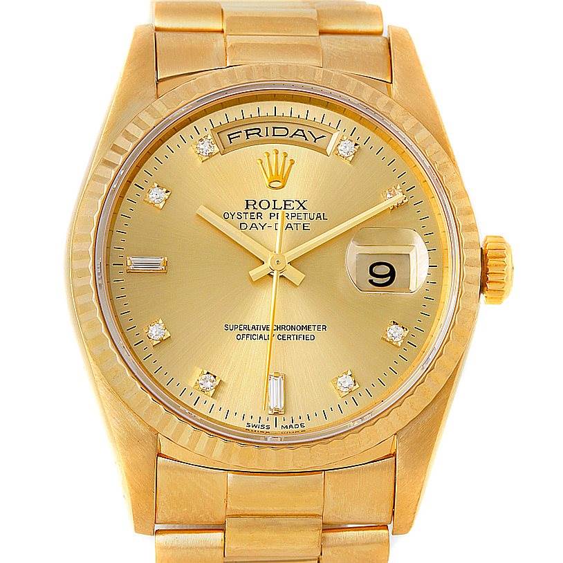 This image shows a frontal view of a Rolex President 18238 Men
s Yellow Gold Champagne Dial 18238 Men
s Yellow Gold Champagne Dial model watch, highlighting the dial, day, date, and bracelet.