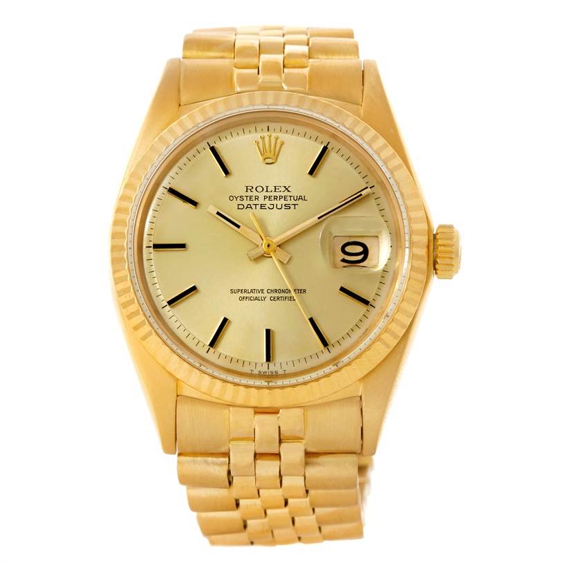 This image shows a front view of the Rolex President 1601 Men
s Yellow Gold Champagne Dial 1601 Men
s Yellow Gold Champagne Dial model watch, displaying its dial, bezel, and bracelet.