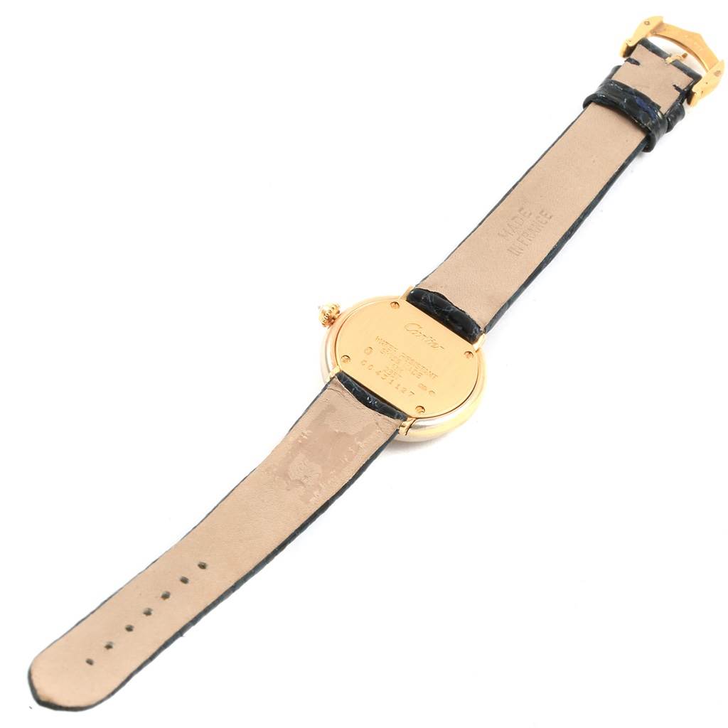 This image shows the back view of the Cartier Trinity W200246 Women
s Yellow Gold Beige Dial W200246 Women
s Yellow Gold Beige Dial model watch, including its case back, straps, and buckle.