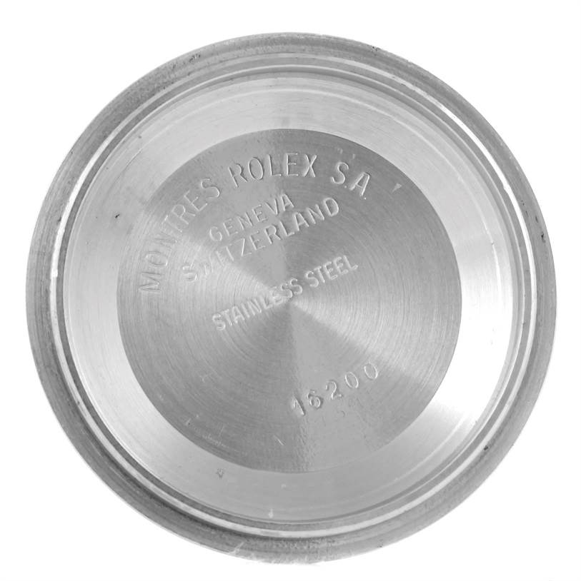 This is the interior of the case back of a Rolex Datejust 16233 Men
s Steel and Gold (two tone) Silver Dial 16233 Men
s Steel and Gold (two tone) Silver Dial watch, model 16200.