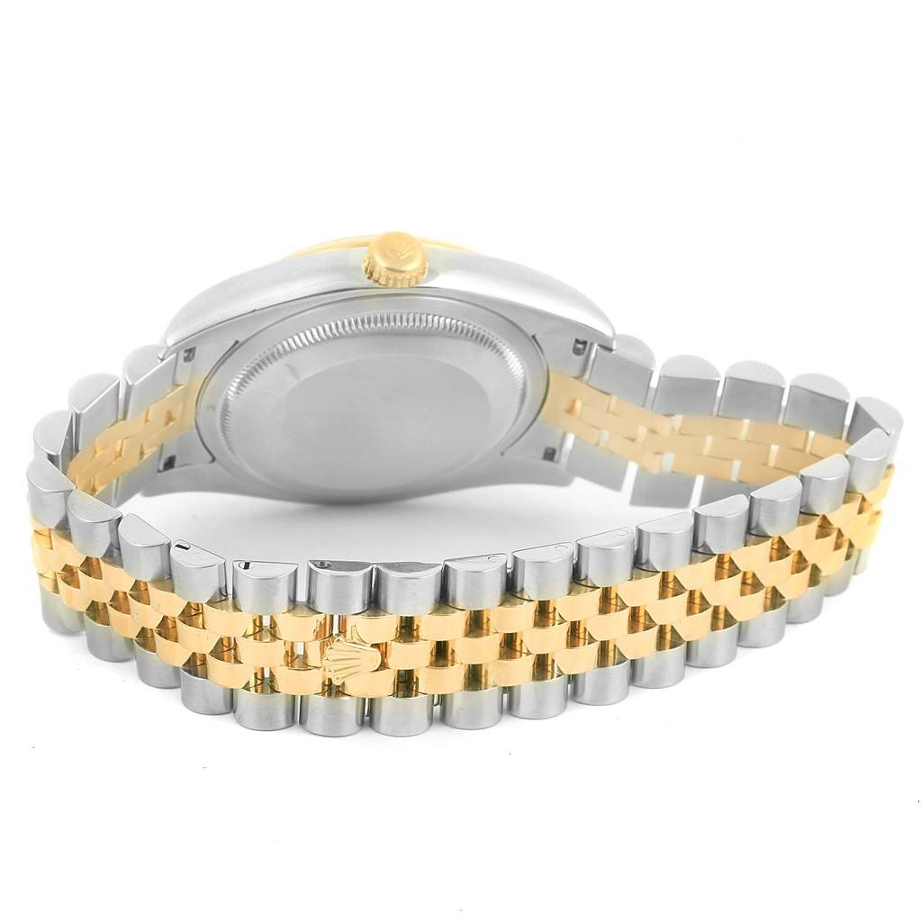 This image shows the back and band of a Rolex Datejust 116233 Men
s Stainless Steel Champagne Dial 116233 Men
s Stainless Steel Champagne Dial watch, highlighting its bi-metallic design.