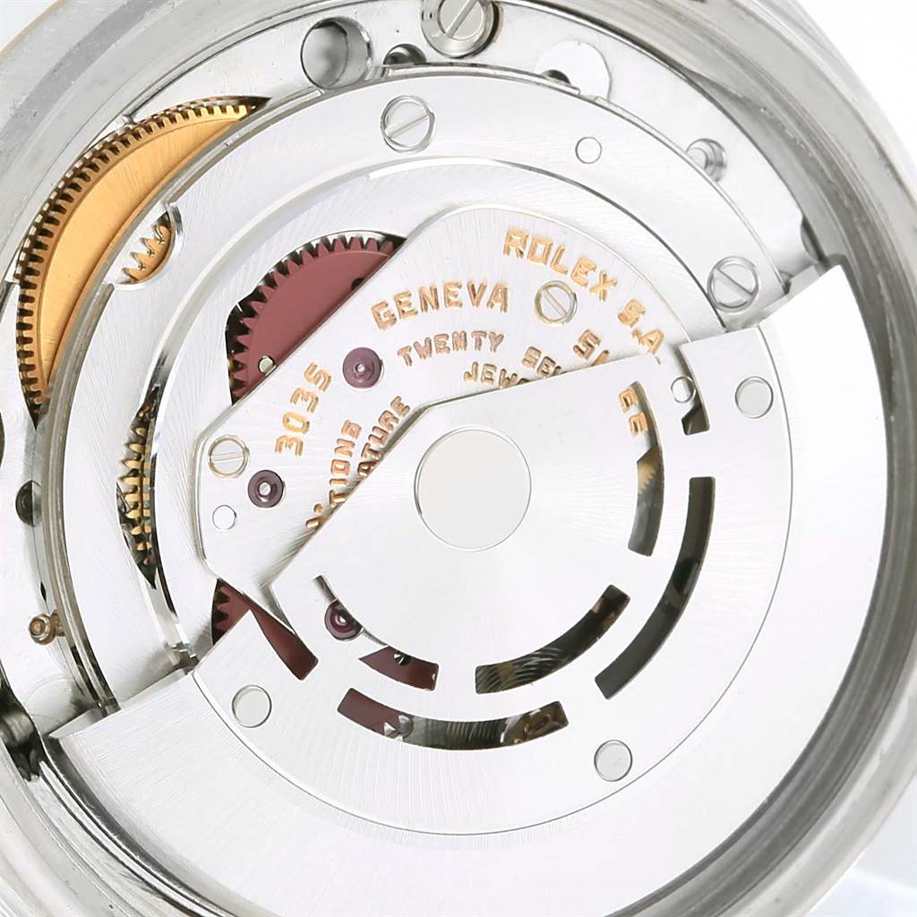 The image shows a close-up view of the movement mechanism of a Rolex Datejust 16013 Men's Stainless Steel Champagne Dial 16013 Men's Stainless Steel Champagne Dial watch.