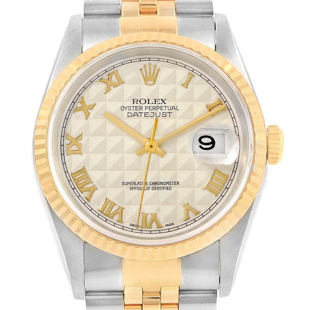 The image shows a Rolex Datejust 16233 Men
s Stainless Steel Beige Dial 16233 Men
s Stainless Steel Beige Dial watch from the front, highlighting its dial, bezel, and part of the bracelet.
