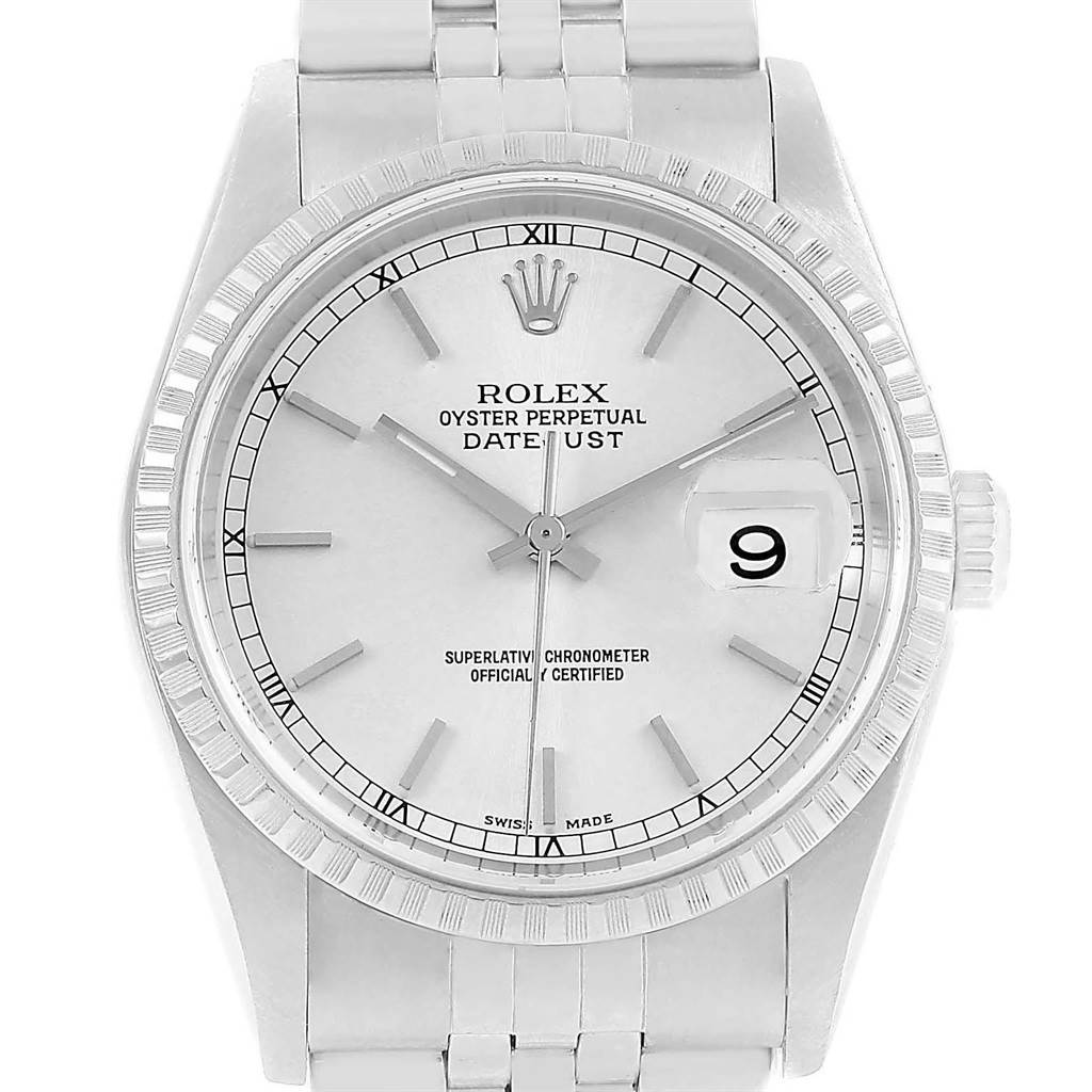 This image shows a front view of a Rolex Datejust 16220 Men
s Stainless Steel Silver Dial 16220 Men
s Stainless Steel Silver Dial watch, displaying its dial, hands, bezel, crown, and part of the bracelet.