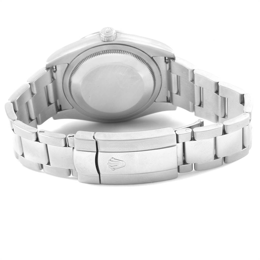 This picture shows the back side and clasp of the Rolex Datejust 116244 Men
s Stainless Steel Silver Dial 116244 Men
s Stainless Steel Silver Dial watch.