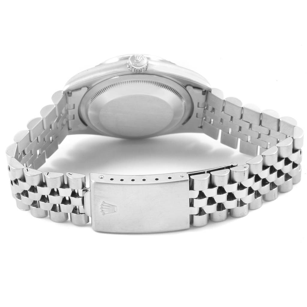 The image shows the backside and clasp of a Rolex Datejust 16220 Men
s Stainless Steel Black Dial 16220 Men
s Stainless Steel Black Dial watch, highlighting the bracelet and case back.