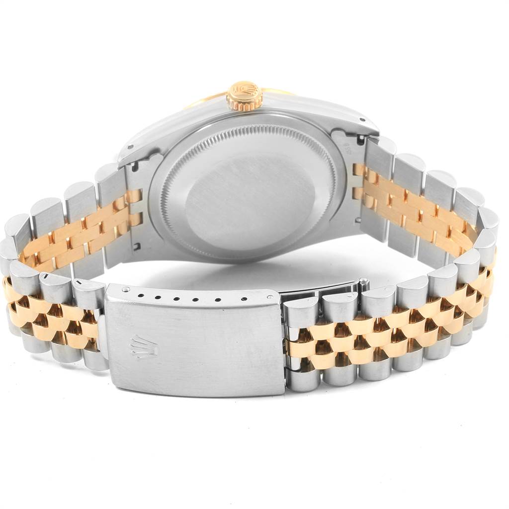 This image shows the back view of the Rolex Datejust 16233 Men
s Steel and Gold (two tone) Champagne Dial 16233 Men
s Steel and Gold (two tone) Champagne Dial watch with its two-tone Jubilee bracelet.