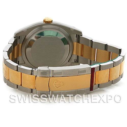 This image shows the back view of a Rolex Datejust 116233 Men
s Stainless Steel Champagne Dial 116233 Men
s Stainless Steel Champagne Dial watch, highlighting the bracelet and clasp.