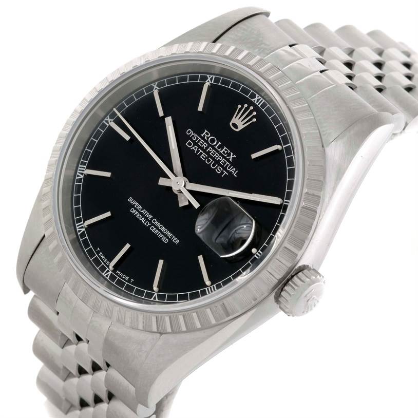 This image shows a close-up angle of the Rolex Datejust 16220 Men
s Stainless Steel Black Dial 16220 Men
s Stainless Steel Black Dial watch featuring its dial, bezel, crown, and part of the bracelet.