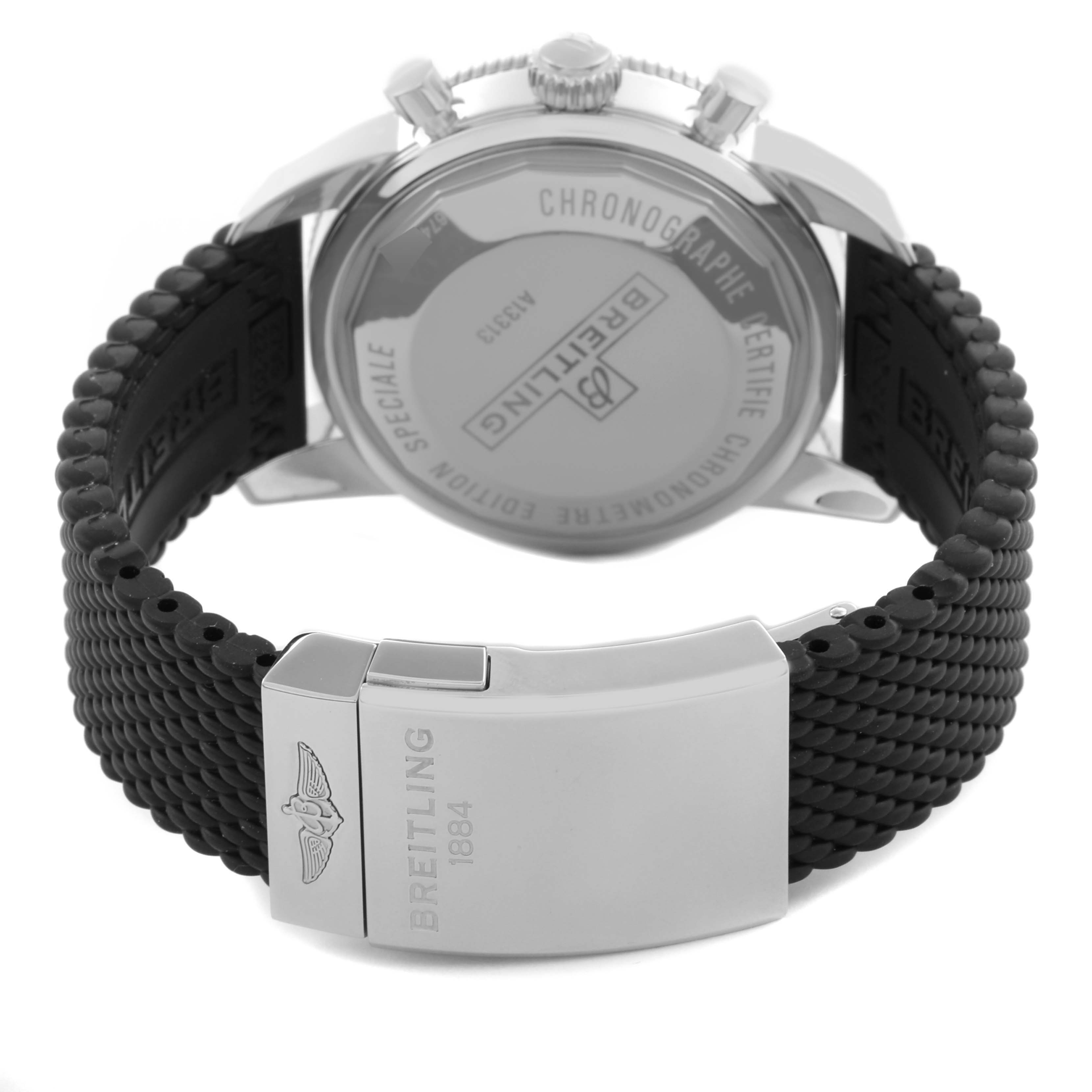 The image shows the back and clasp of the Breitling Superocean A13313 Men's Stainless Steel Green Dial A13313 Men's Stainless Steel Green Dial watch, highlighting its chronograph features and logo on the bracelet.