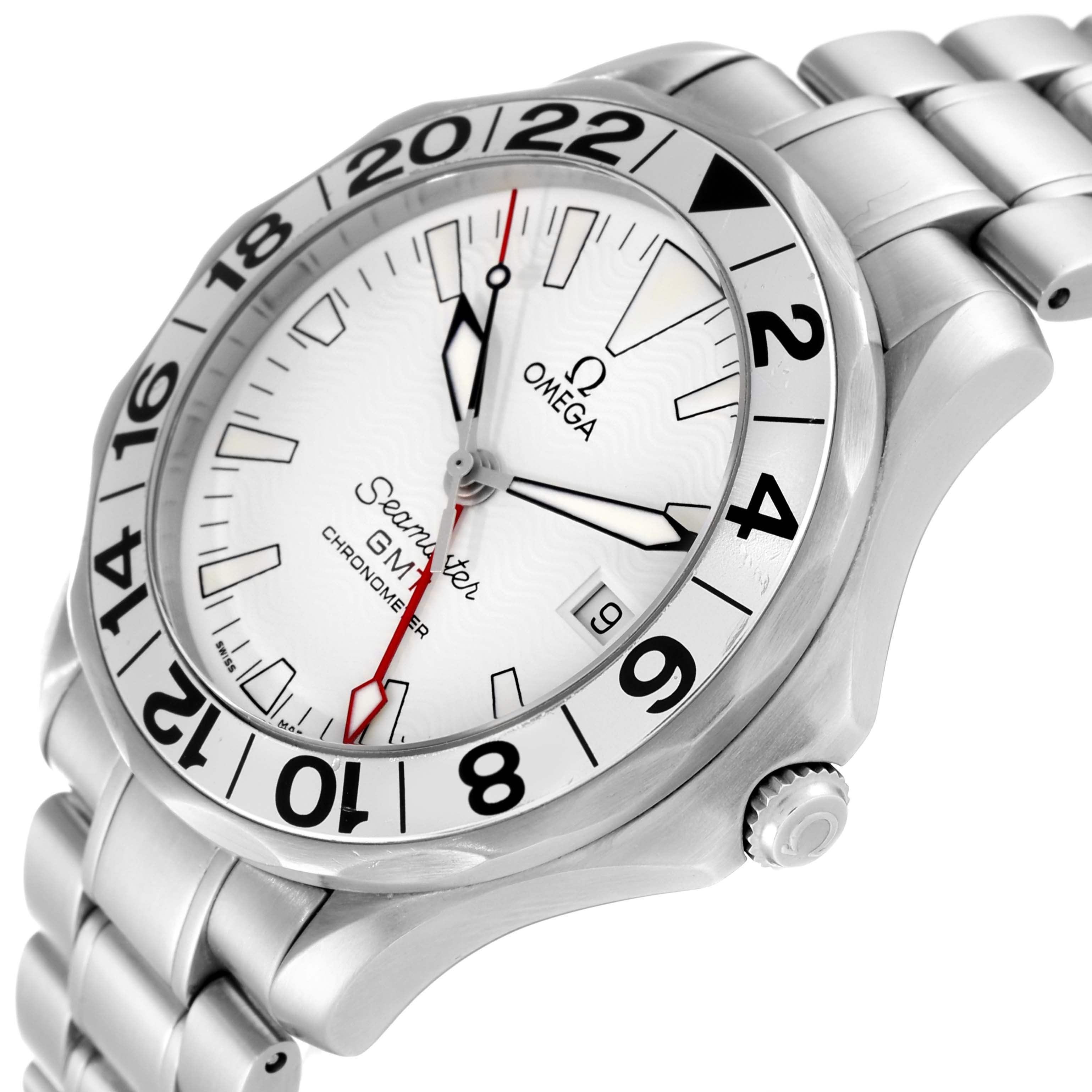 The image shows an angled view of an Omega Seamaster 2538.20.00 Men's Stainless Steel White Dial 2538.20.00 Men's Stainless Steel White Dial watch, detailing its bezel, dial, hands, and part of the bracelet.