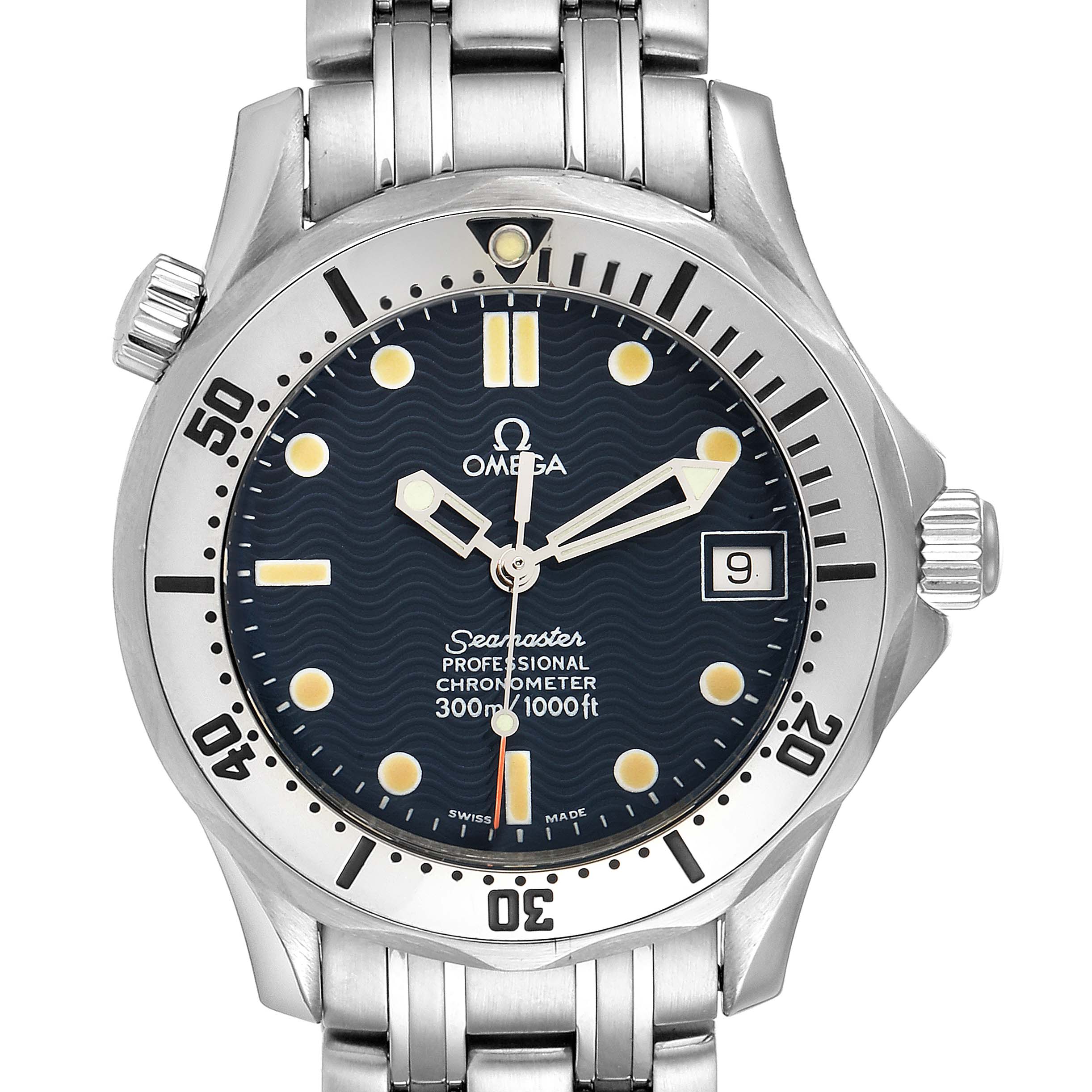 The image shows a front view of an Omega Seamaster 2552.80.00 Men's Stainless Steel Blue Dial 2552.80.00 Men's Stainless Steel Blue Dial watch, highlighting the dial, bezel, hands, markers, and bracelet.