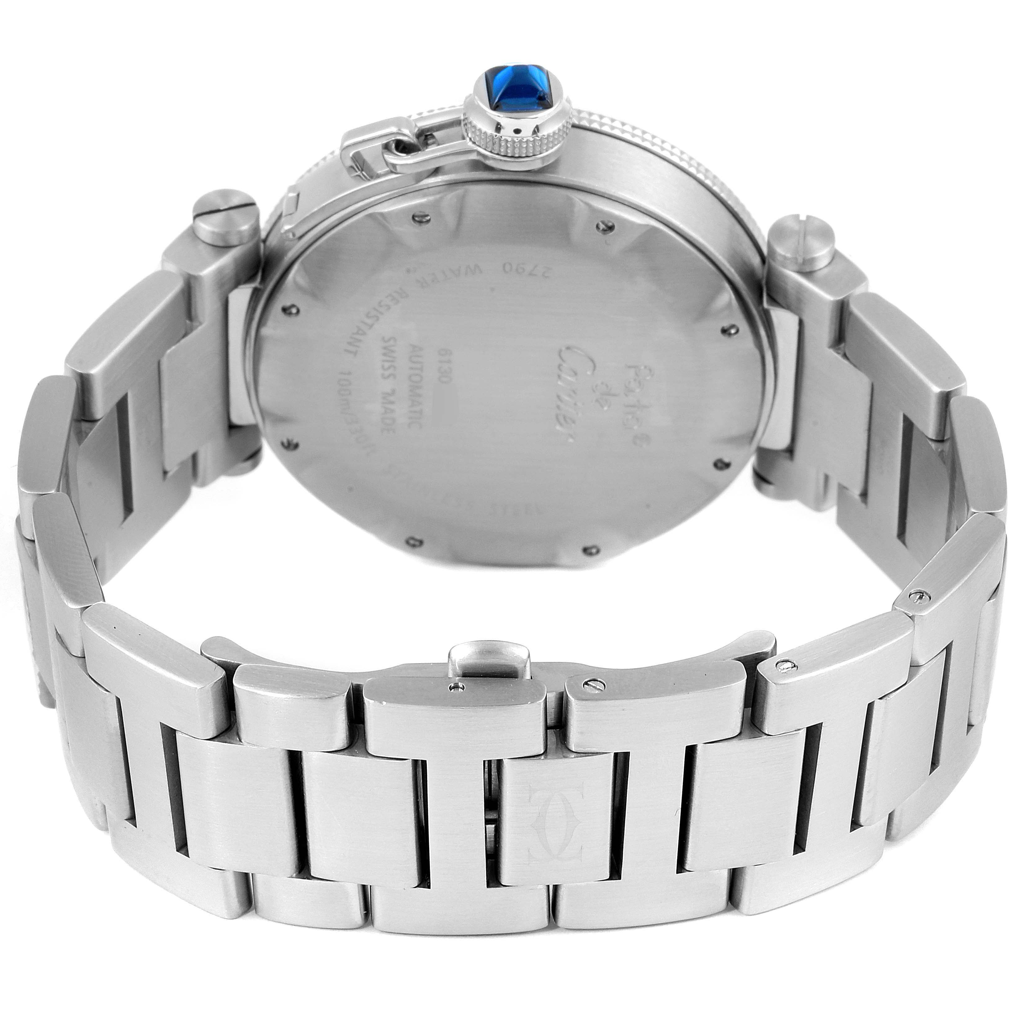 This image shows the backside and stainless steel bracelet of the Cartier Pasha W31080M7 Men
s Stainless Steel Silver Dial W31080M7 Men
s Stainless Steel Silver Dial watch, highlighting the case back and blue crown.