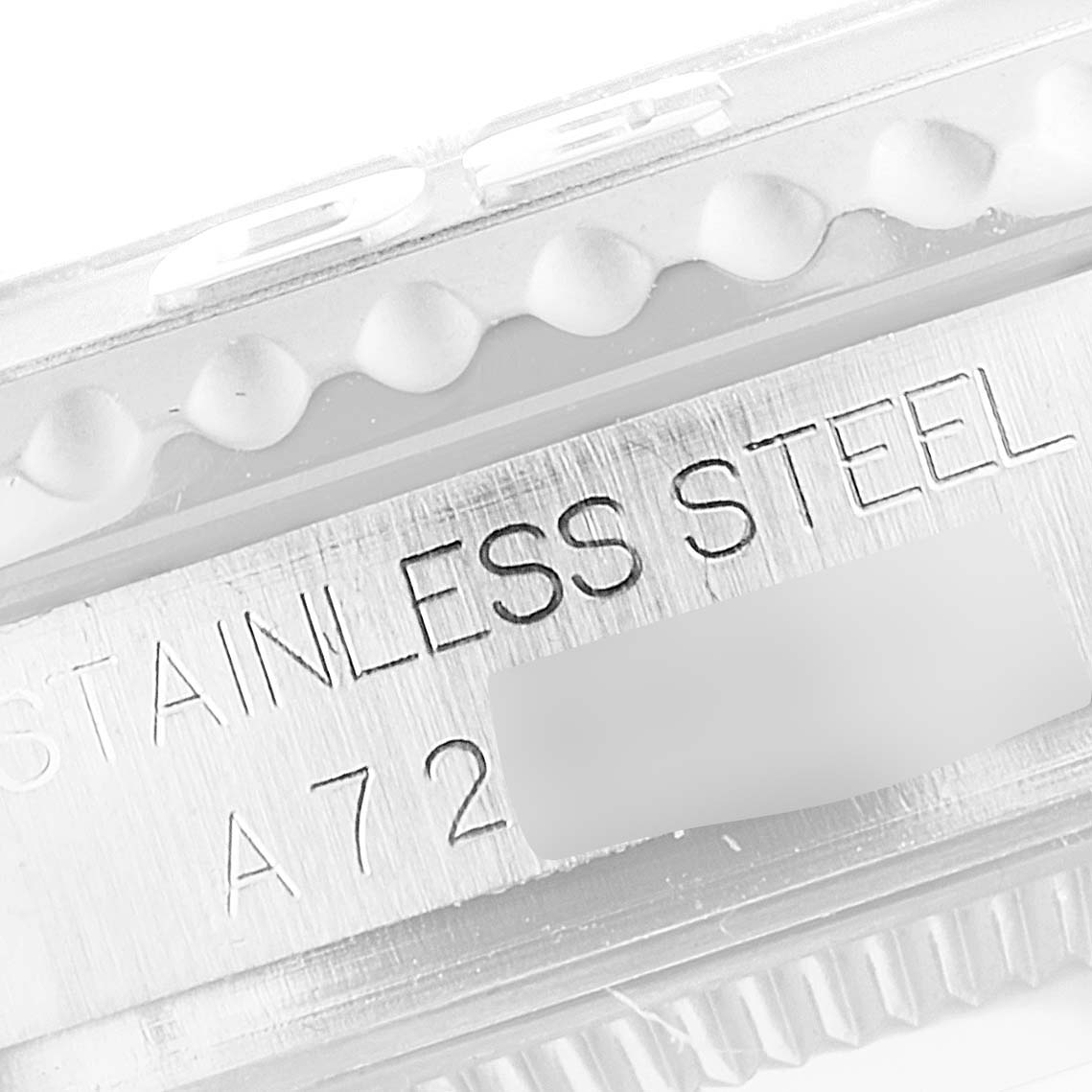 The image shows a close-up of the stainless steel case and bezel of a Rolex Yacht-Master 168622 Men
s Stainless Steel Silver Dial 168622 Men
s Stainless Steel Silver Dial watch.