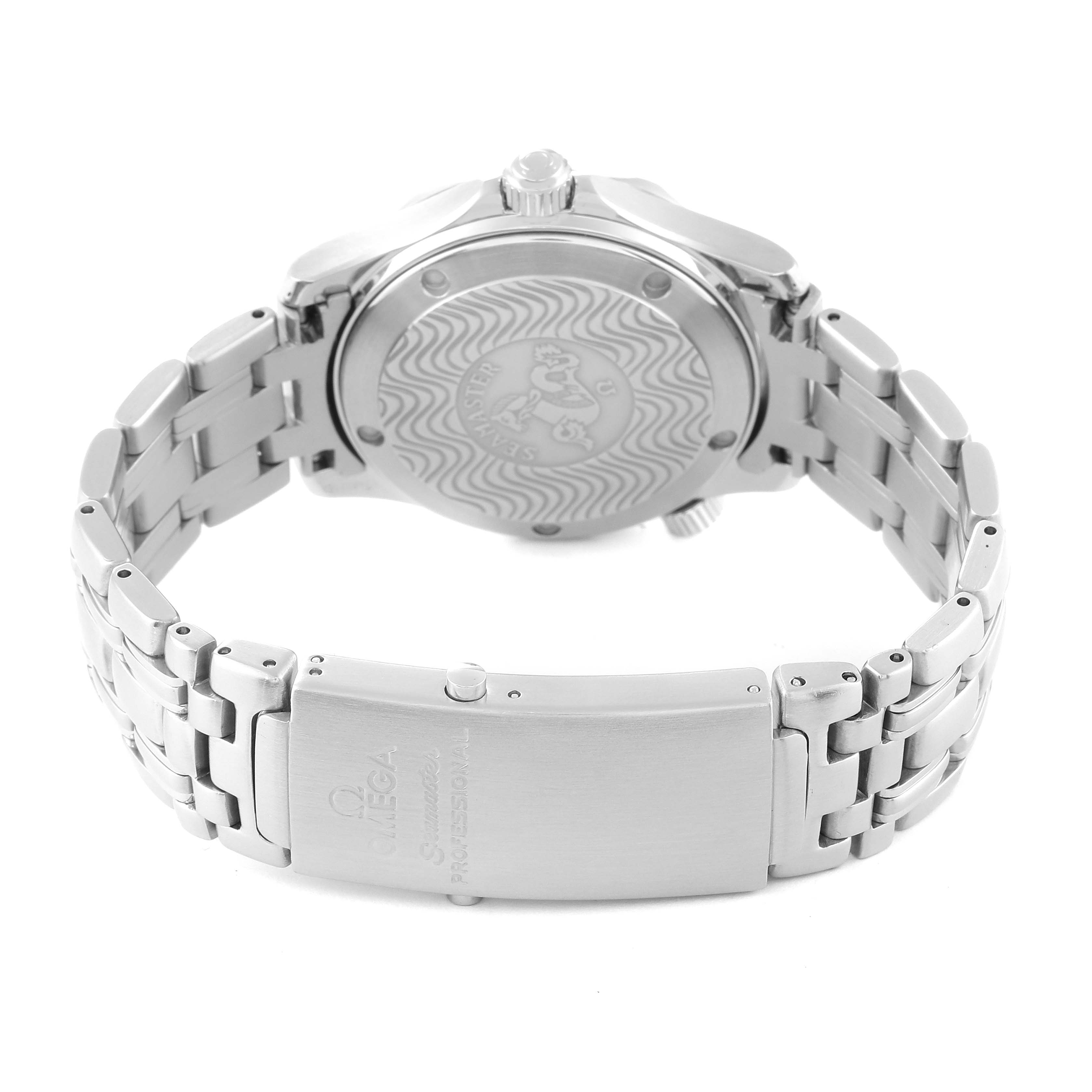 The image shows the back view of an Omega Seamaster 2561.80.00 Men
s Stainless Steel Blue Dial 2561.80.00 Men
s Stainless Steel Blue Dial watch, highlighting its case back and bracelet clasp.