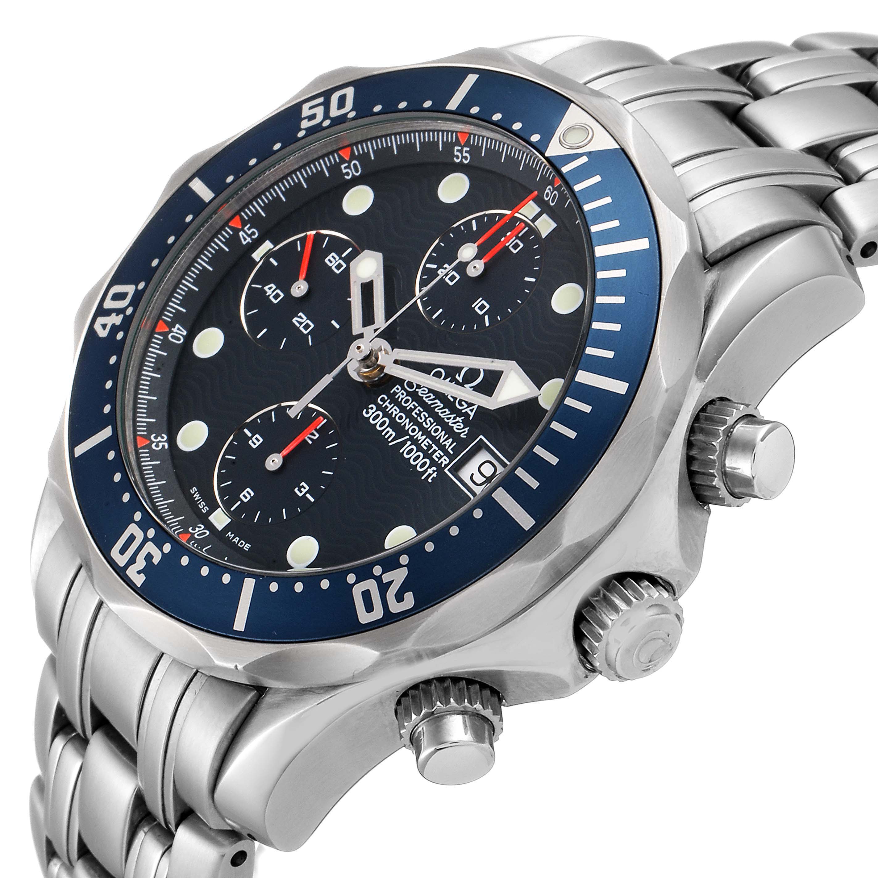 The image shows a close-up shot of the Omega Seamaster 2599.80.00 Men
s Stainless Steel Blue Dial 2599.80.00 Men
s Stainless Steel Blue Dial model, highlighting its dial, bezel, crown, and stainless steel bracelet.