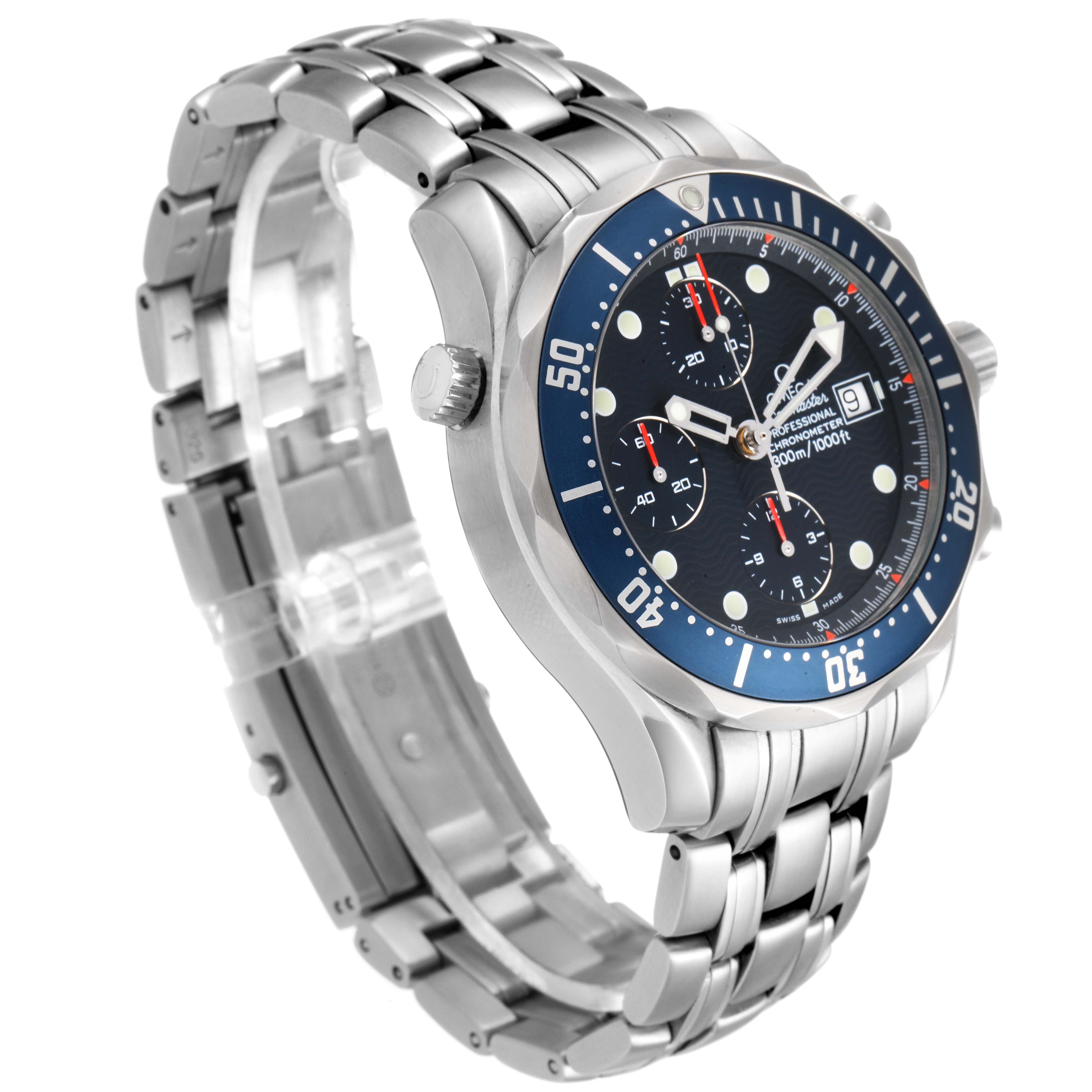 The image shows the Omega Seamaster 2599.80.00 Men
s Stainless Steel Blue Dial 2599.80.00 Men
s Stainless Steel Blue Dial watch from a side angle, highlighting its bracelet, bezel, crown, case, and dial.