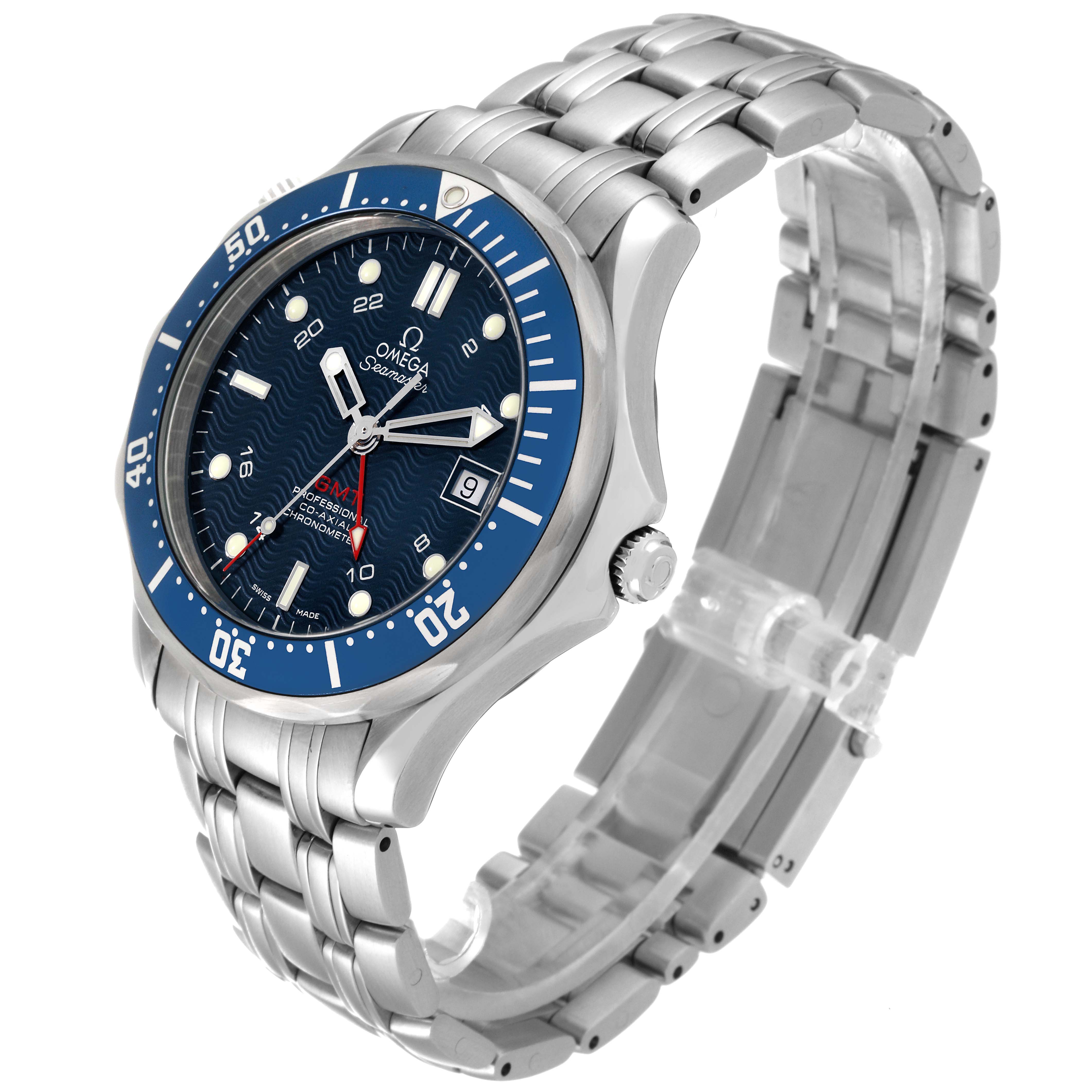 The image shows a side-angle view of an Omega Seamaster 2535.80.00 Men
s Stainless Steel Blue Dial 2535.80.00 Men
s Stainless Steel Blue Dial watch, highlighting its blue dial, bezel, stainless steel bracelet, and clasp.
