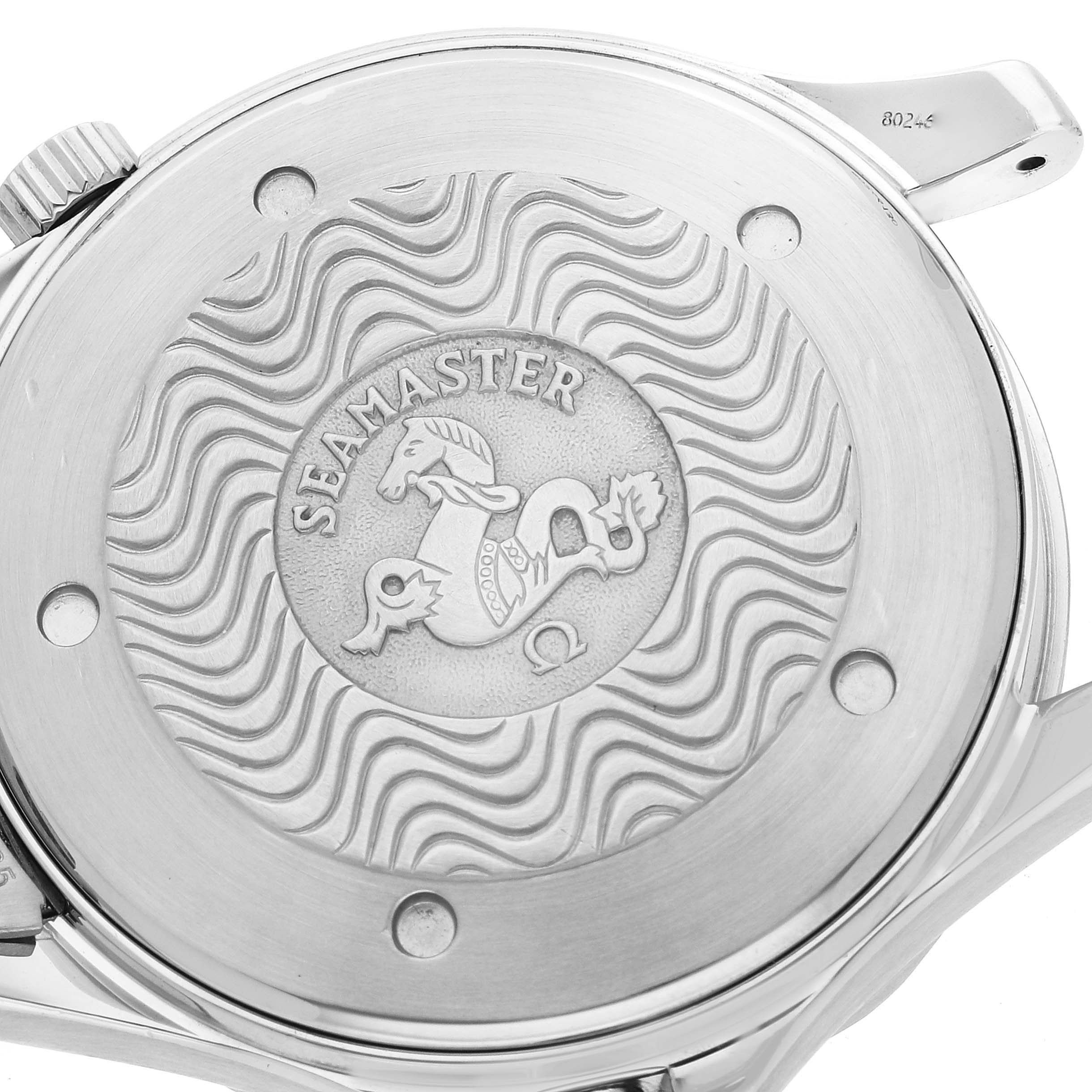 The image shows the backside of an Omega Seamaster 2531.80.00 Men
s Stainless Steel Blue Dial 2531.80.00 Men
s Stainless Steel Blue Dial watch with the engraved logo and wavy design.