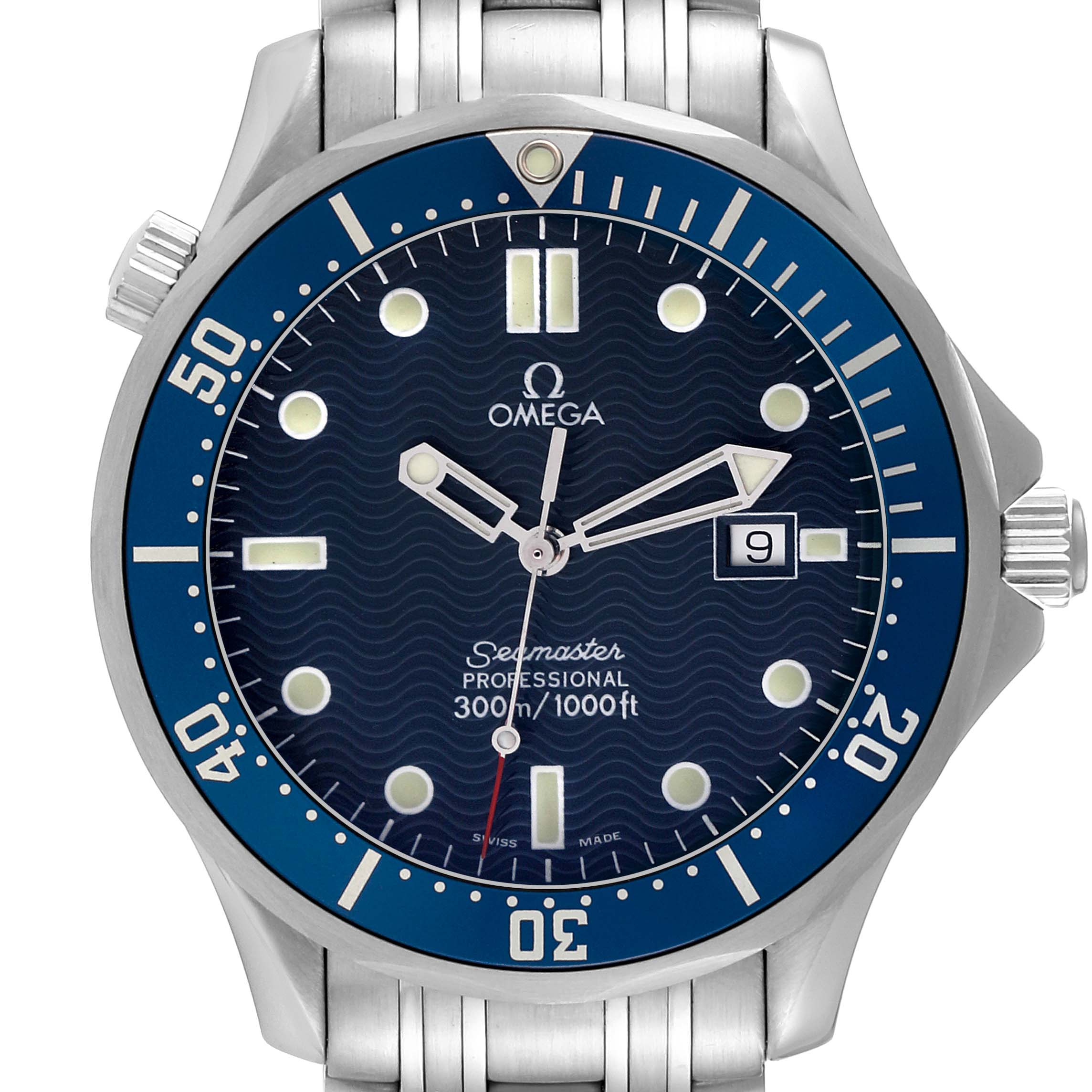 This image shows a front view of the face and bezel of an Omega Seamaster 2541.80.00 Men
s Stainless Steel Blue Dial 2541.80.00 Men
s Stainless Steel Blue Dial Professional watch.