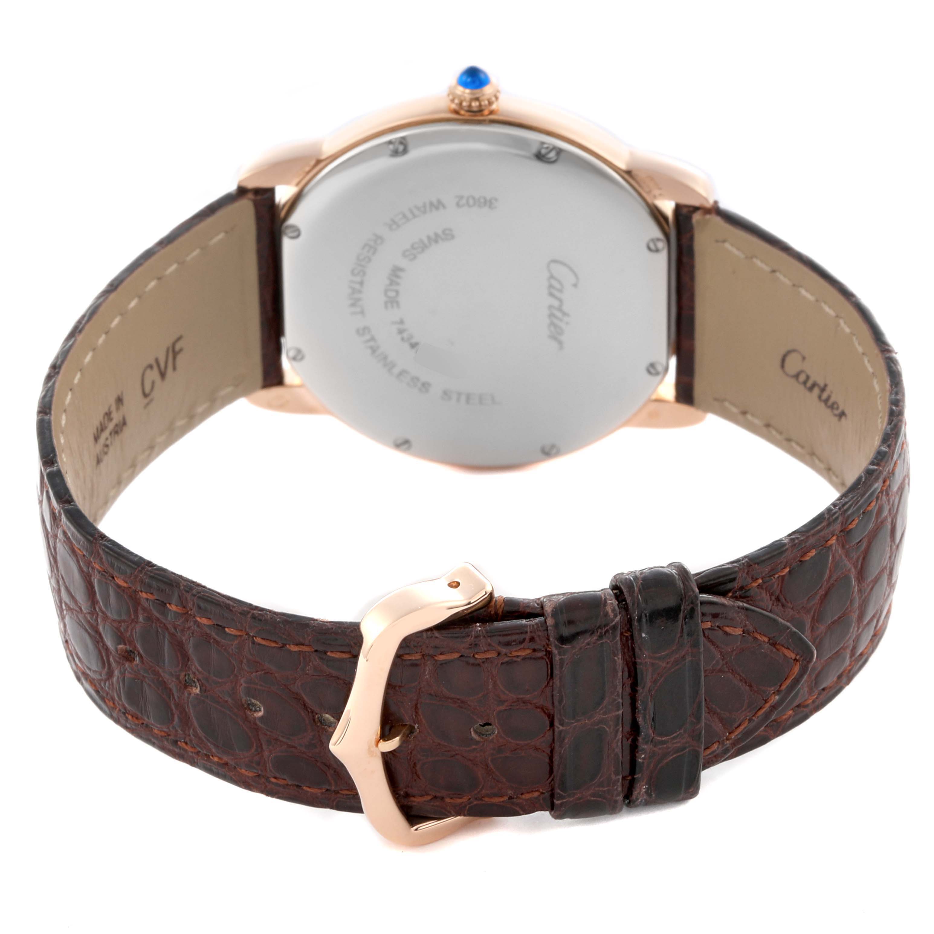 The image shows the back view of a Cartier Ronde W6701008 Men's Steel and Gold (two tone) Silver Dial W6701008 Men's Steel and Gold (two tone) Silver Dial watch, highlighting the case back, strap, and buckle.