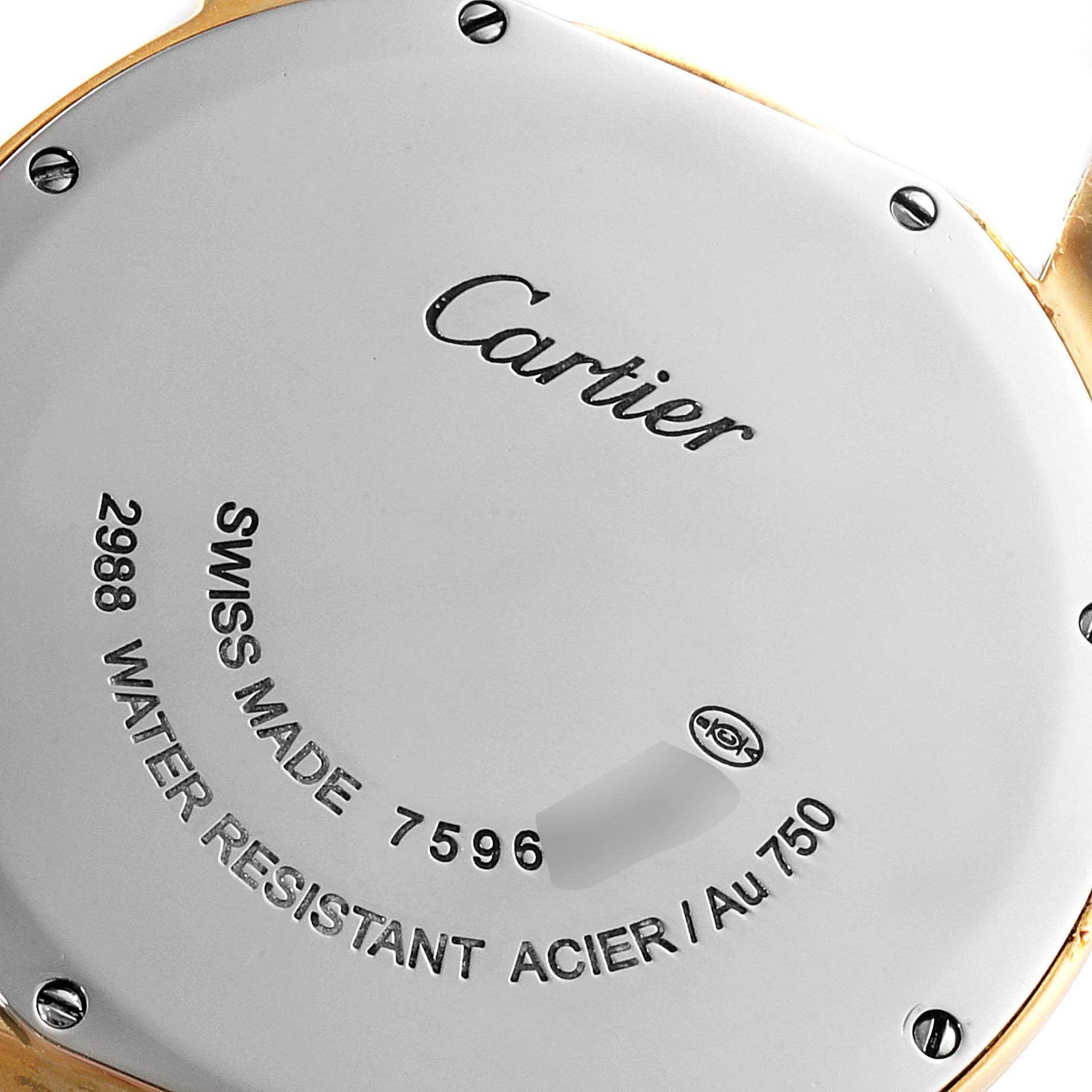 The image shows the back of the Ronde model watch by Cartier, highlighting its inscriptions and screws.