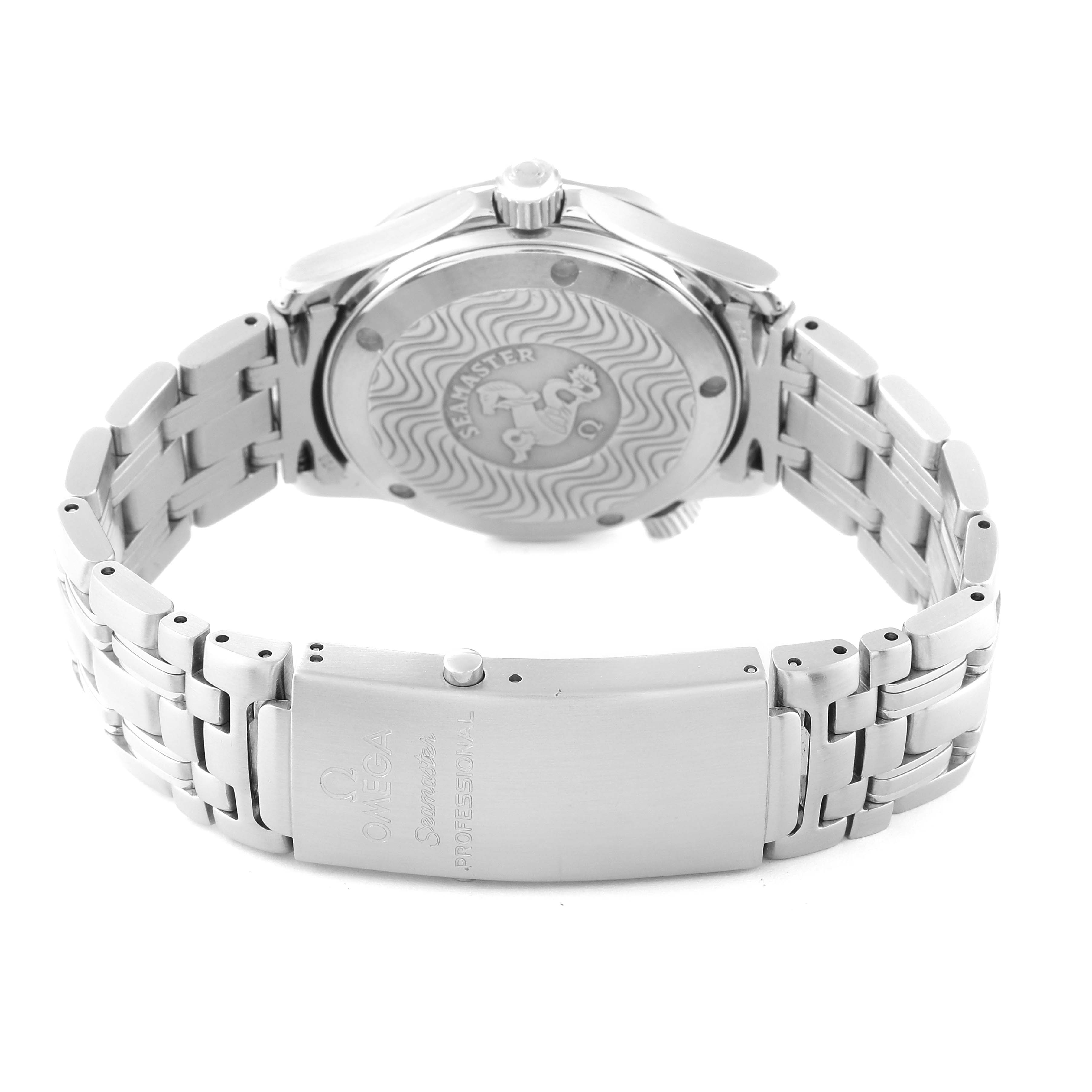 The image shows the back case and bracelet of an Omega Seamaster 2561.80.00 Men
s Stainless Steel Blue Dial 2561.80.00 Men
s Stainless Steel Blue Dial watch, highlighting the clasp and engraved case back.