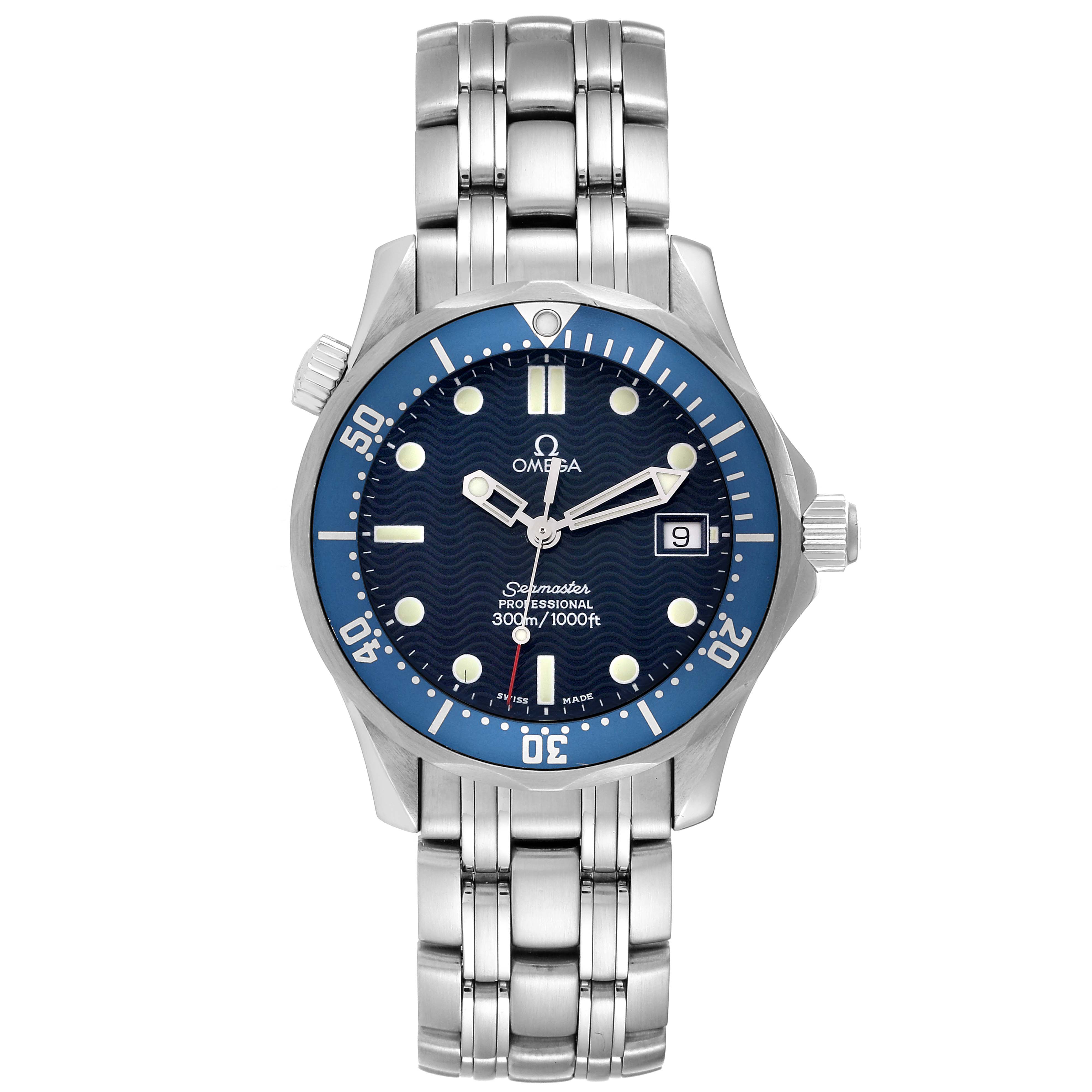 This image shows a front view of an Omega Seamaster 2561.80.00 Men
s Stainless Steel Blue Dial 2561.80.00 Men
s Stainless Steel Blue Dial watch featuring its blue dial, bezel, and stainless steel bracelet.