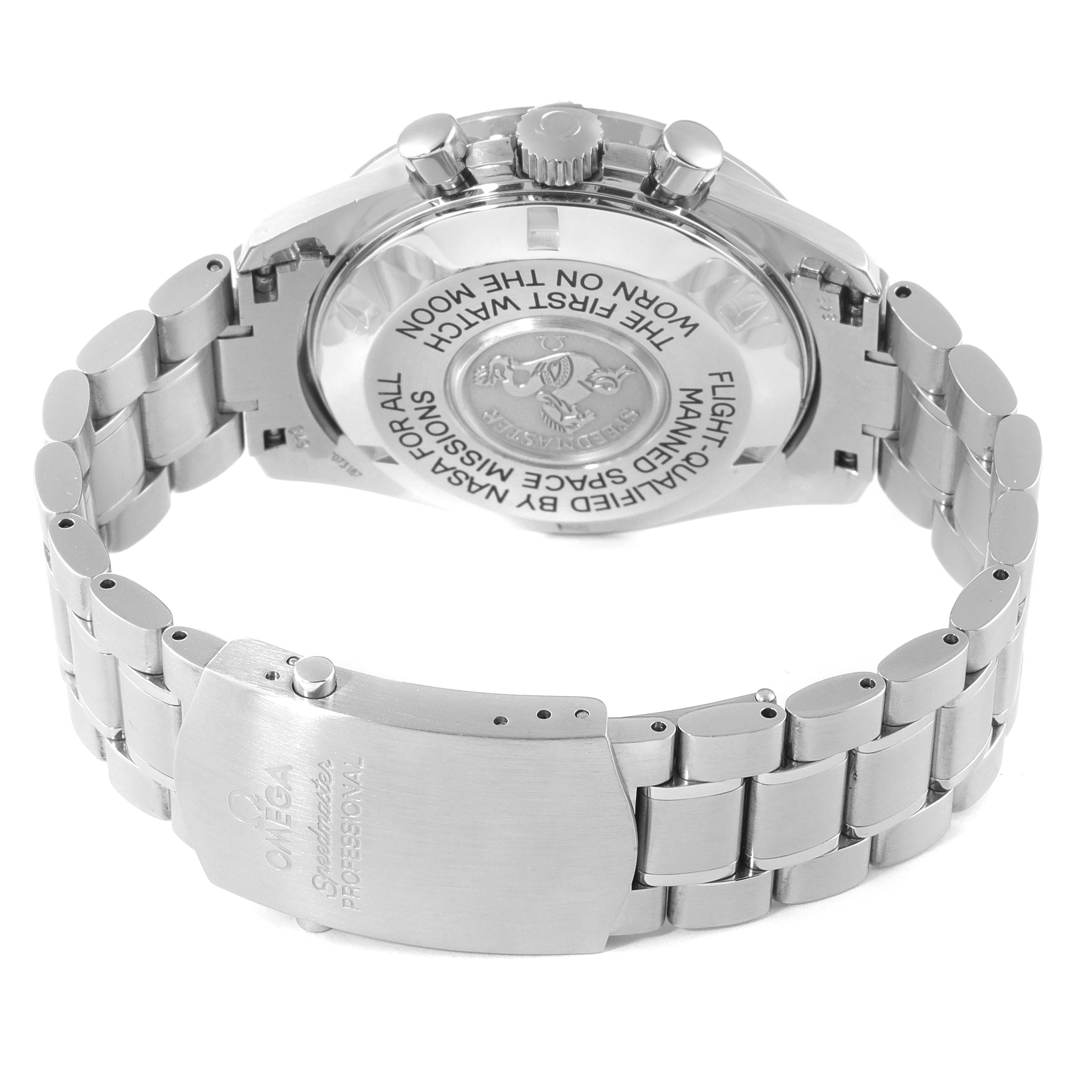 The image shows the back view of an Omega Speedmaster 3575.30.00 Men
s Stainless Steel Silver Dial 3575.30.00 Men
s Stainless Steel Silver Dial, highlighting the case back and clasp.