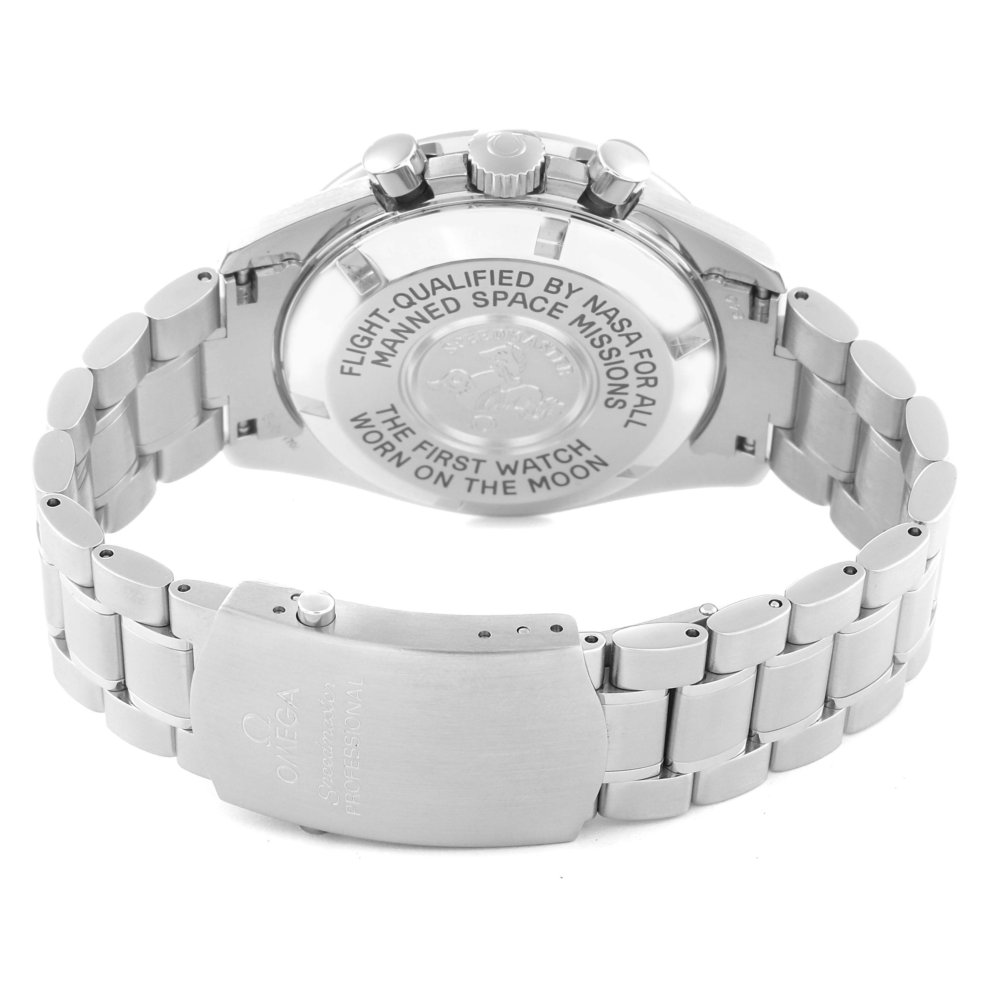 This image shows the back and clasp of an Omega Speedmaster 3570.50.00 Men
s Stainless Steel Black Dial 3570.50.00 Men
s Stainless Steel Black Dial watch, highlighting its engraved case back and metal link bracelet.