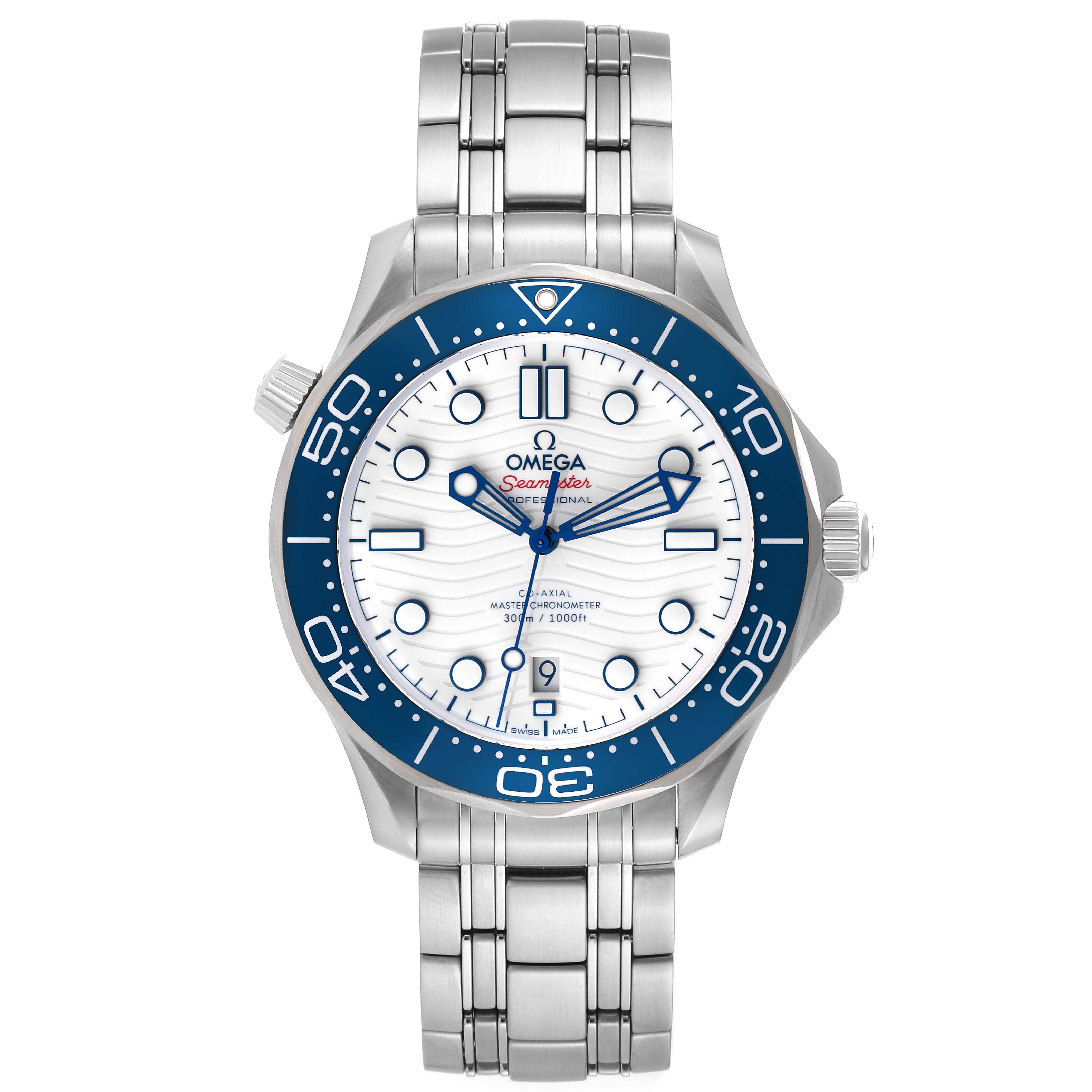 The image shows a front view of the Omega Seamaster 522.30.42.20.04.001 Men
s Stainless Steel White Dial 522.30.42.20.04.001 Men
s Stainless Steel White Dial watch, highlighting the dial, bezel, and bracelet.