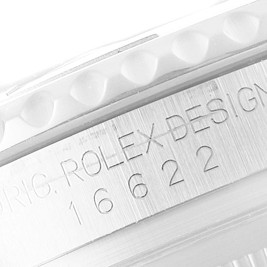 The image shows a close-up of the case side of a Rolex Yacht-Master 16622 Men
s Stainless Steel Silver Dial 16622 Men
s Stainless Steel Silver Dial watch, displaying the model number "16622."