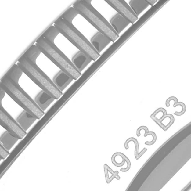 The image shows a close-up of the bezel and part of the watch case with "4923 B3" on the Breitling Superocean AB0162121C1S1 Men's Stainless Steel Blue Dial AB0162121C1S1 Men's Stainless Steel Blue Dial.